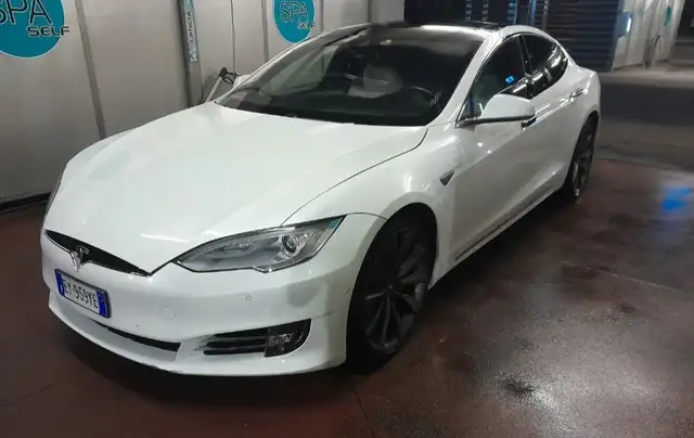 Tesla Model S P85D Free supercharger P85 D