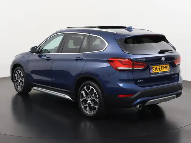 BMW X1 view 8