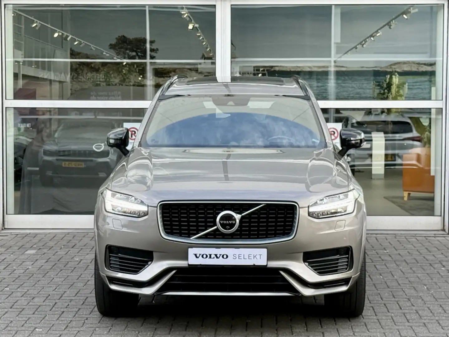 Volvo XC90 T8 390PK Recharge R-Design| Panodak| B&W Sound| Ad Grijs - 2