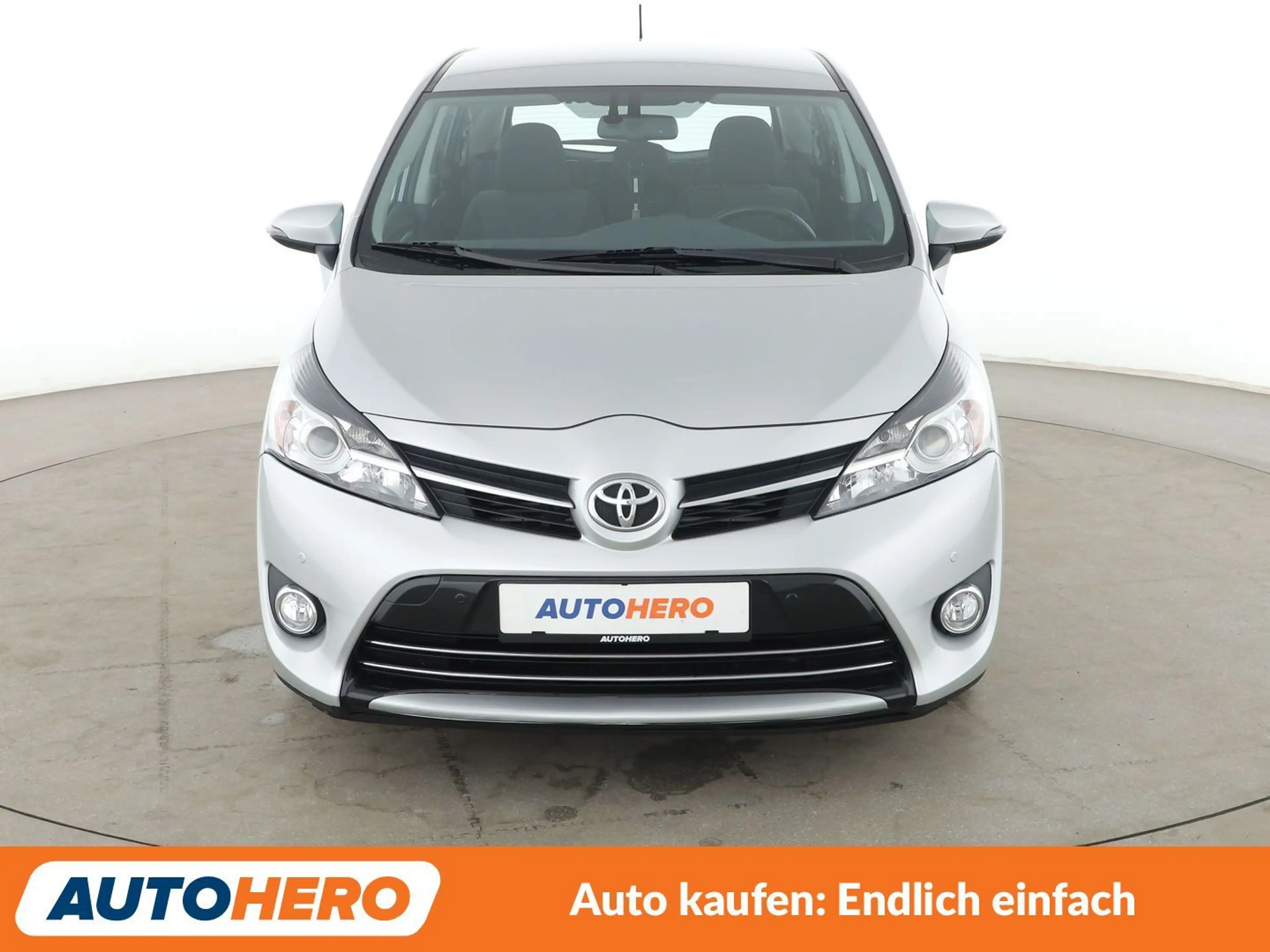 Toyota Verso 1.6 D-4D Comfort*TEMPO*CAM*PDC*SHZ*ALU*KLIMA* — photo 9
