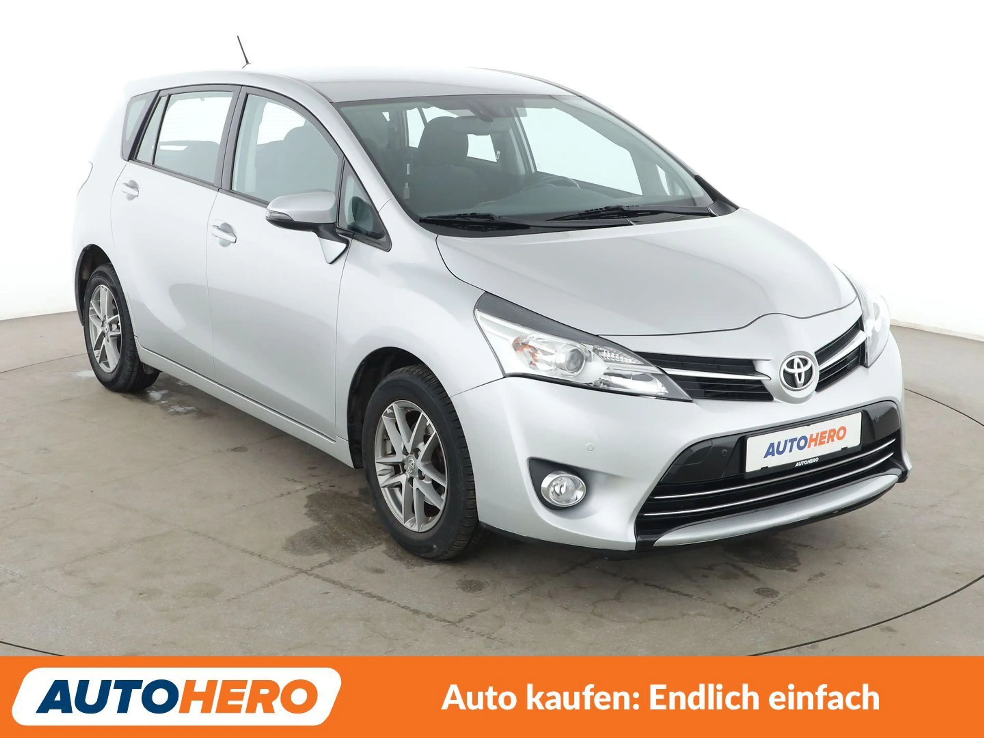 Toyota Verso 1.6 D-4D Comfort*TEMPO*CAM*PDC*SHZ*ALU*KLIMA* — photo 8