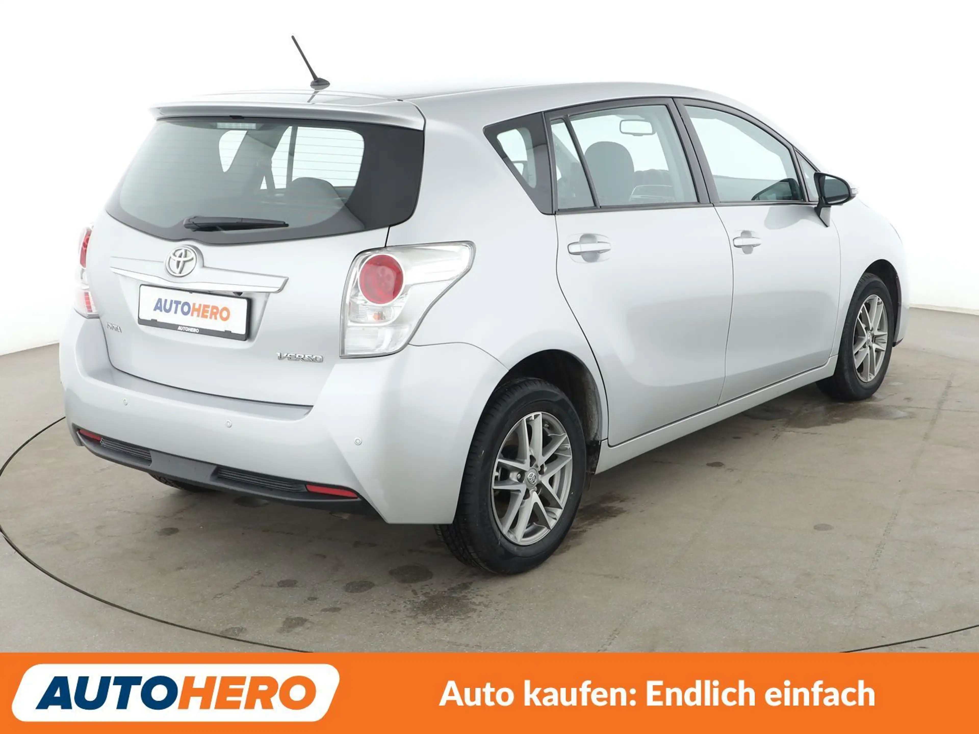 Toyota Verso 1.6 D-4D Comfort*TEMPO*CAM*PDC*SHZ*ALU*KLIMA* — photo 6