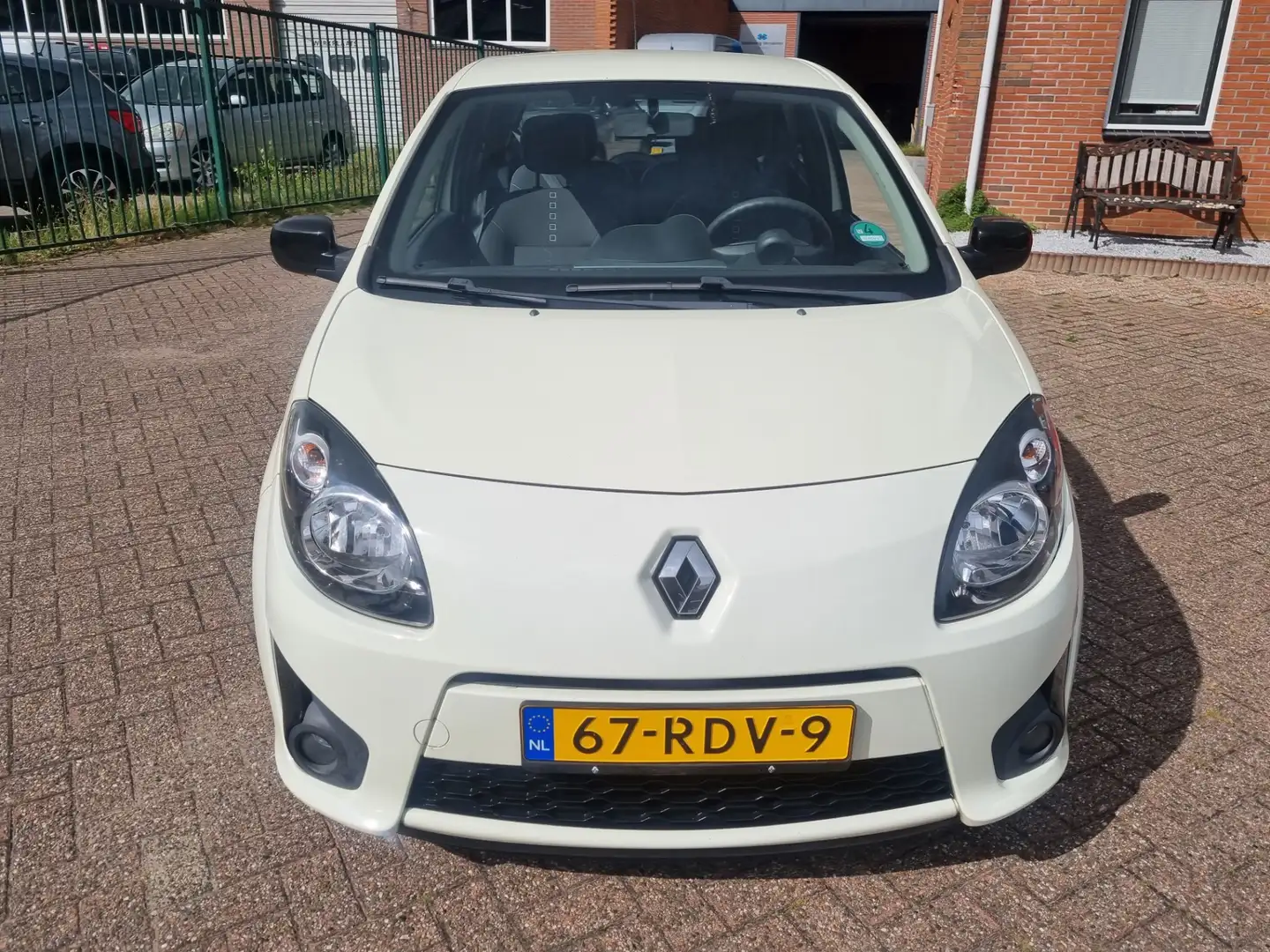 Renault Twingo 1.2-16V Dynamique airco Geel - 2