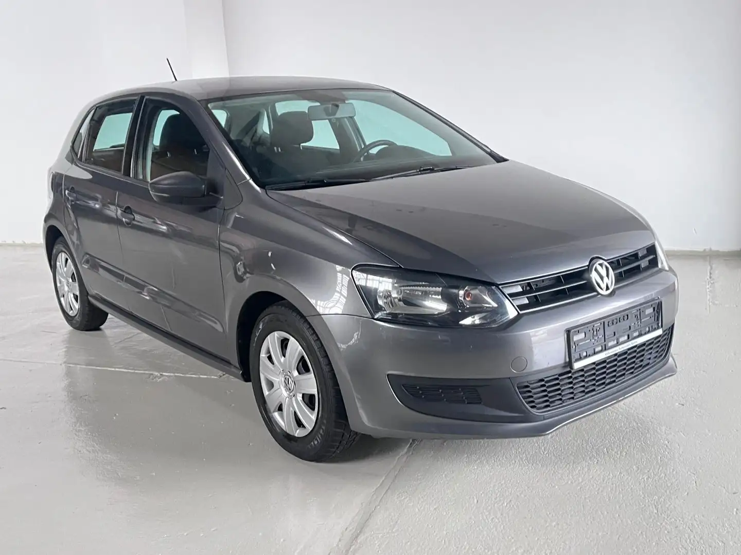 Volkswagen Polo V Trendline 1.2 Grau - 2