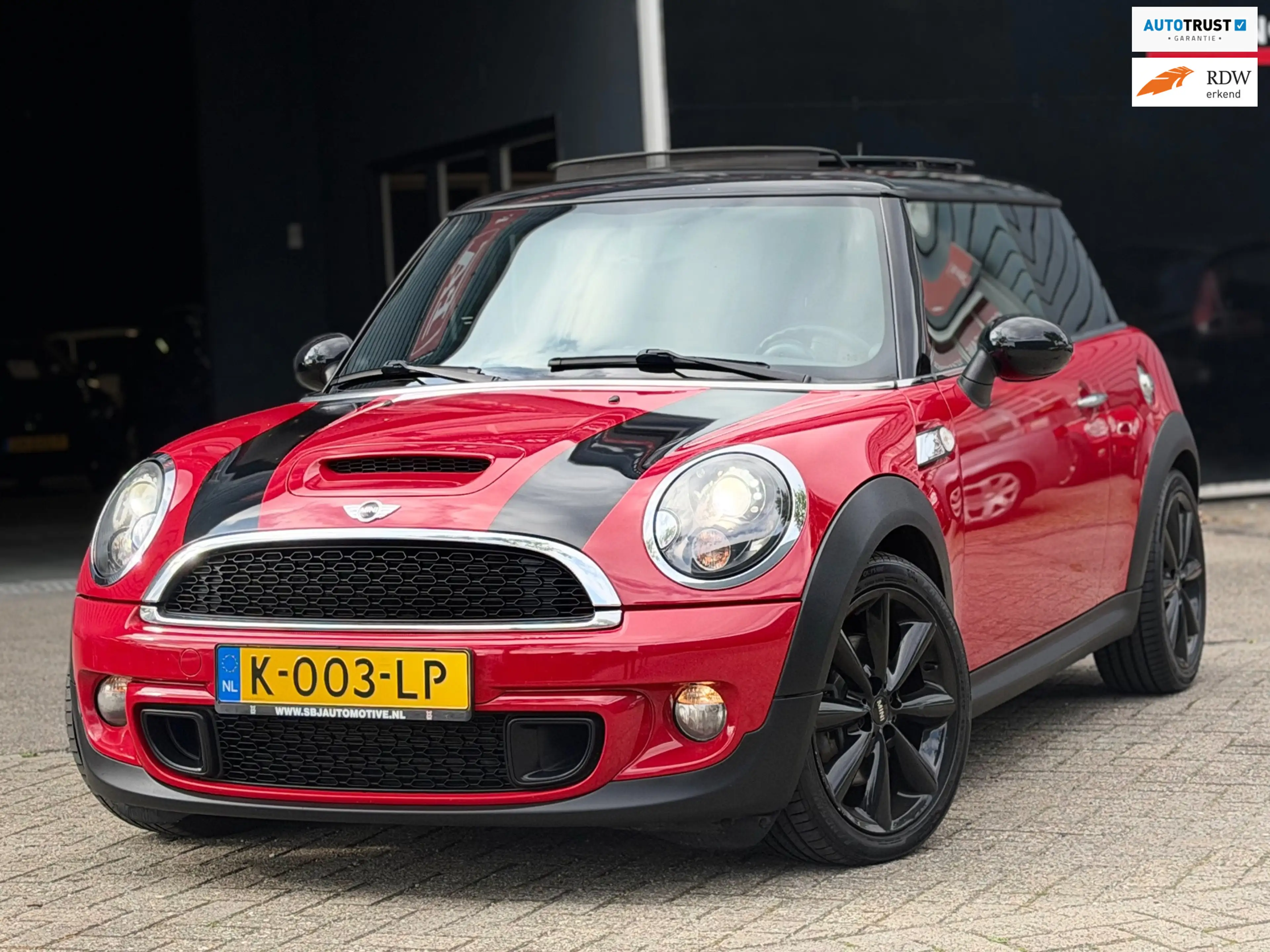 MINI Cooper S 3-Deurs 1.6 Chili PANO/HARMAN KARDON/XENON/6-BAK |