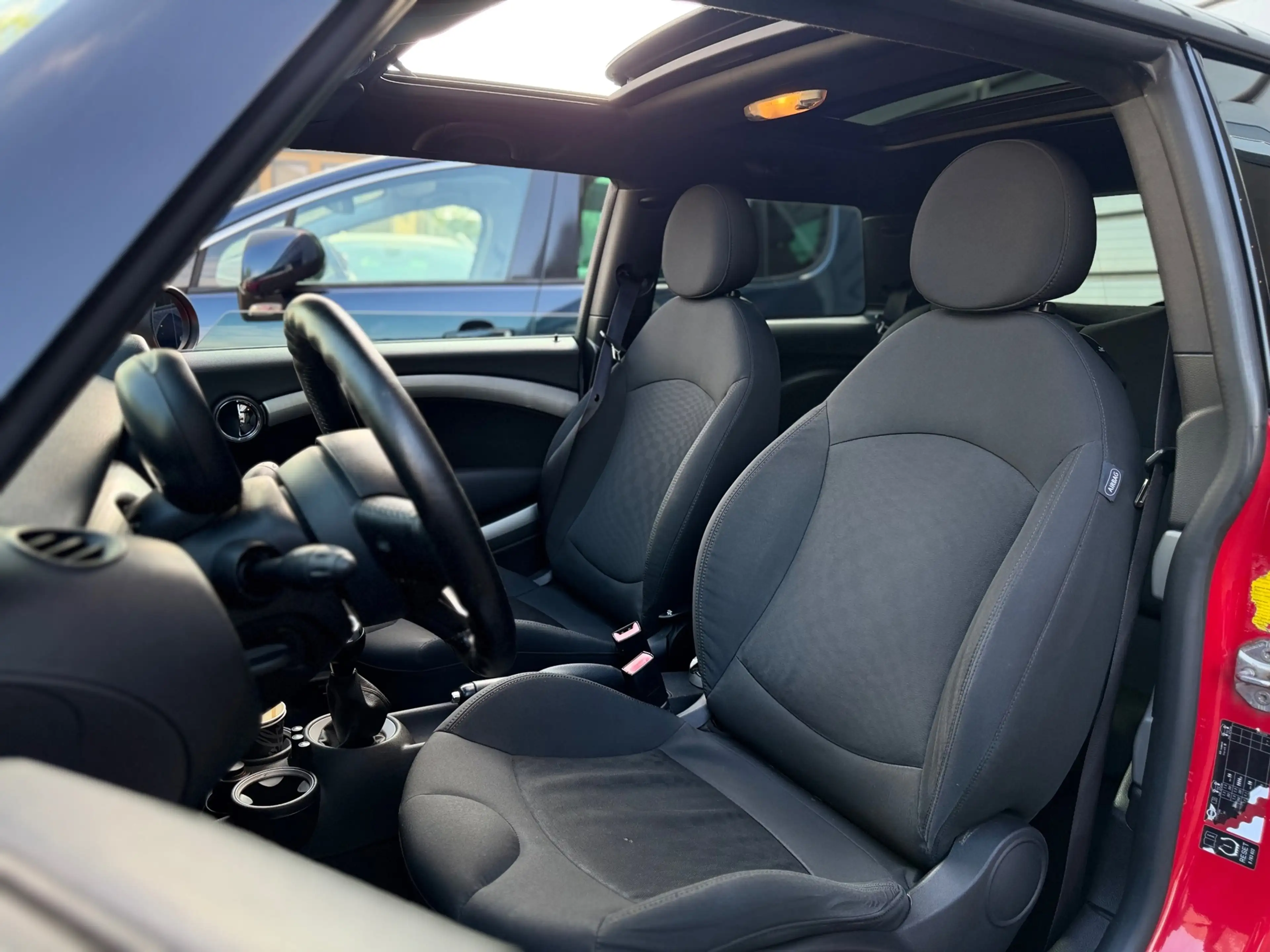 MINI Cooper S 3-Deurs 1.6 Chili PANO/HARMAN KARDON/XENON/6-BAK | — photo 14