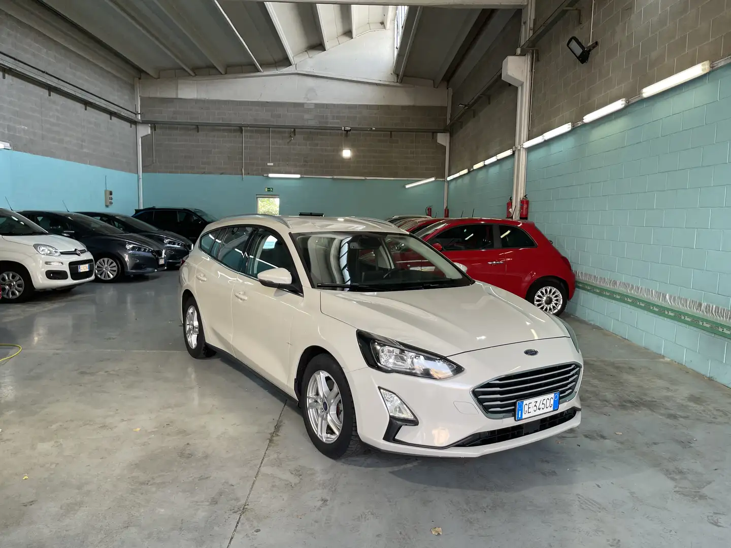 Ford Focus Focus V 2018 SW SW 1.5 ecoblue Business Co-pilot s bijela - 1