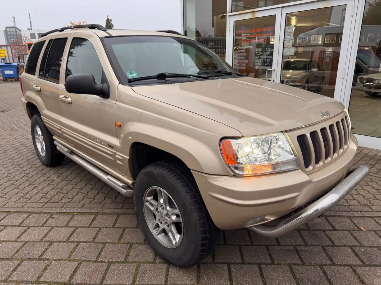 Jeep Grand Cherokee 4,7 V8 Limited "Goldstück" Or - 2