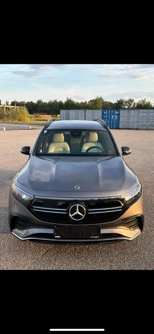 Mercedes-Benz EQB 300 4MATIC 66,5kWh Aut. Grau - 1