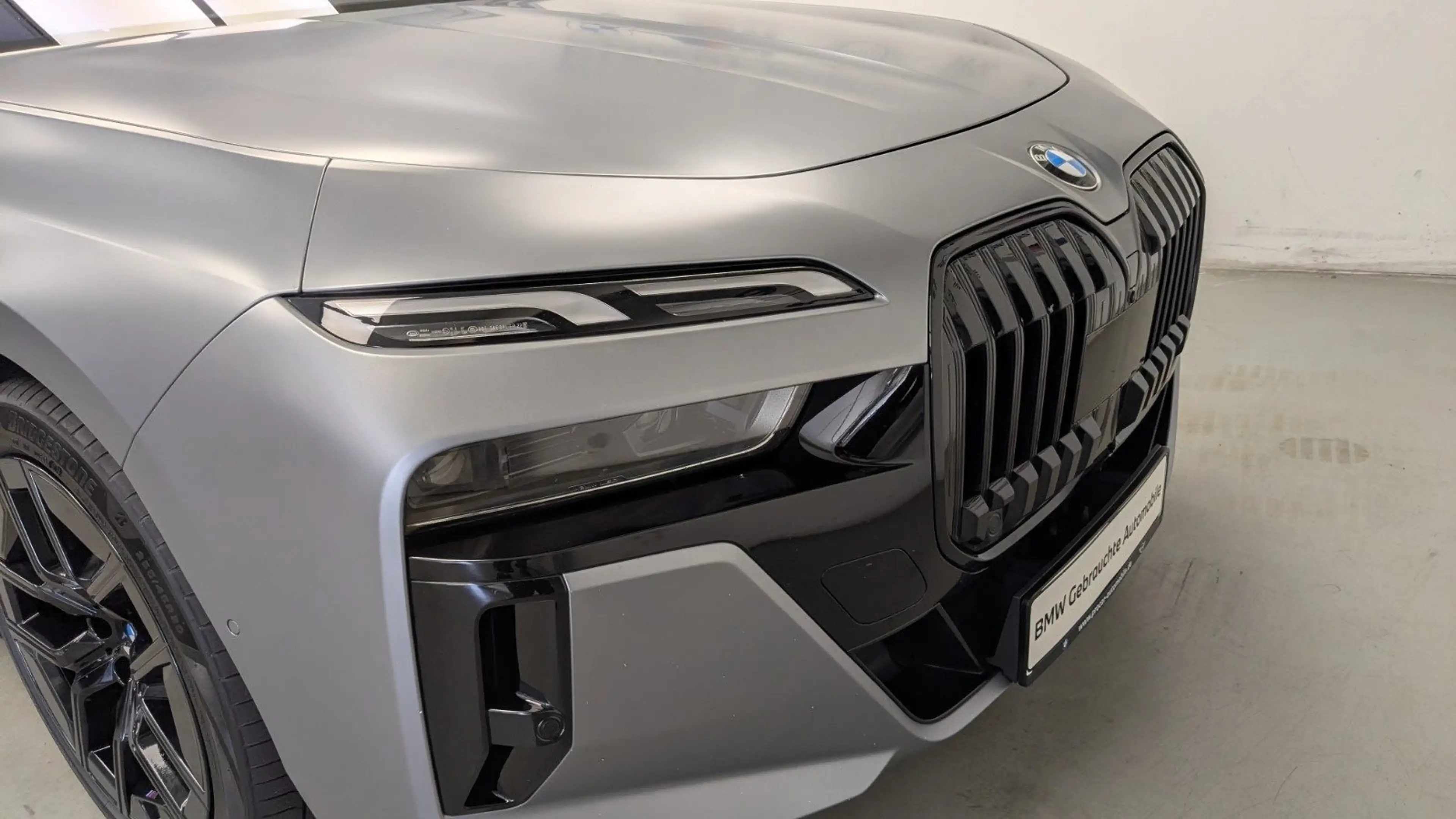 BMW 740 d xDrive M Sport Pro DA Prof PA Prof TV 22'' — photo 6