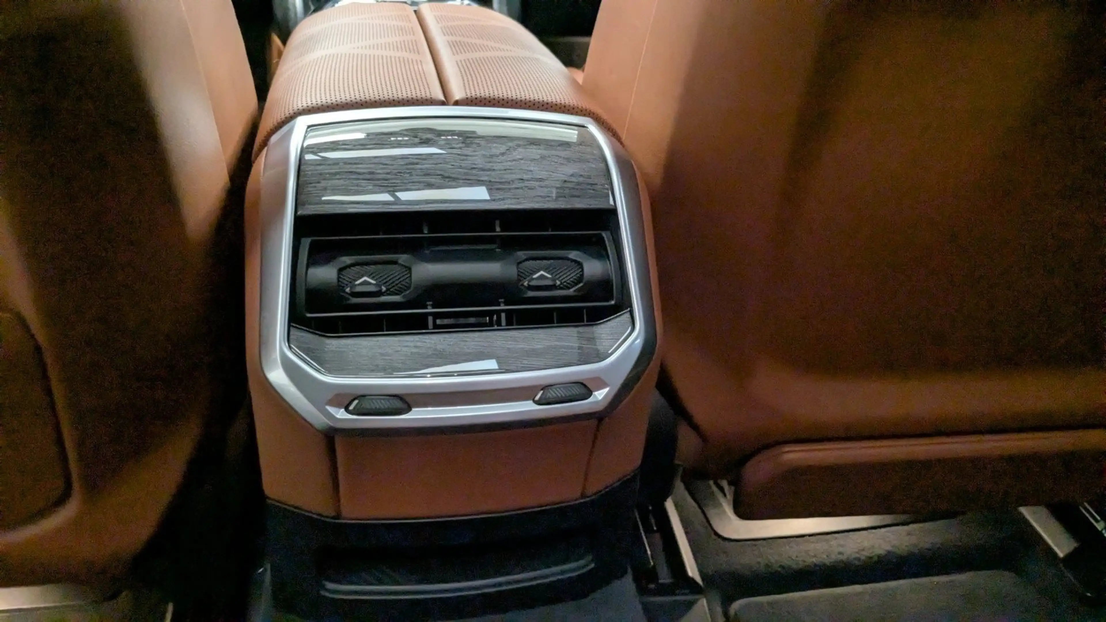 BMW 740 d xDrive M Sport Pro DA Prof PA Prof TV 22'' — photo 13