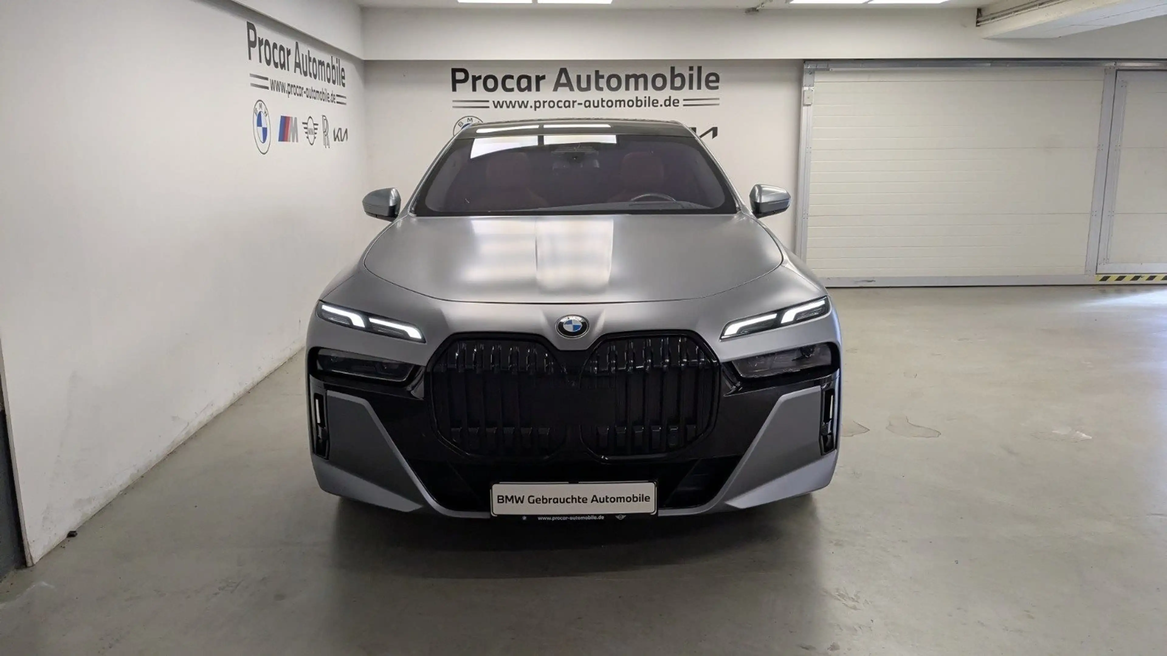 BMW 740 d xDrive M Sport Pro DA Prof PA Prof TV 22'' — photo 3