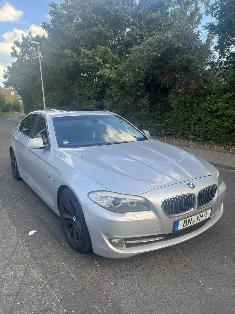 BMW 520 520d Efficient Dynamics Edition Silber - 2