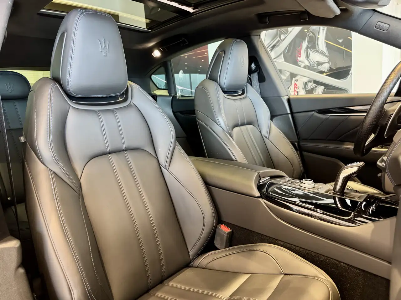 Maserati Levante 2021 — фото 12