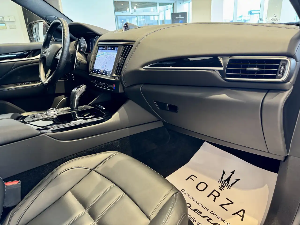 Maserati Levante 2021 — фото 13