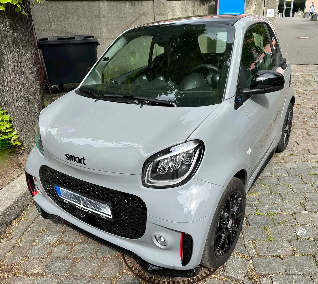 smart brabus fortwo coupe EQ Brabus Edition One Szary - 2