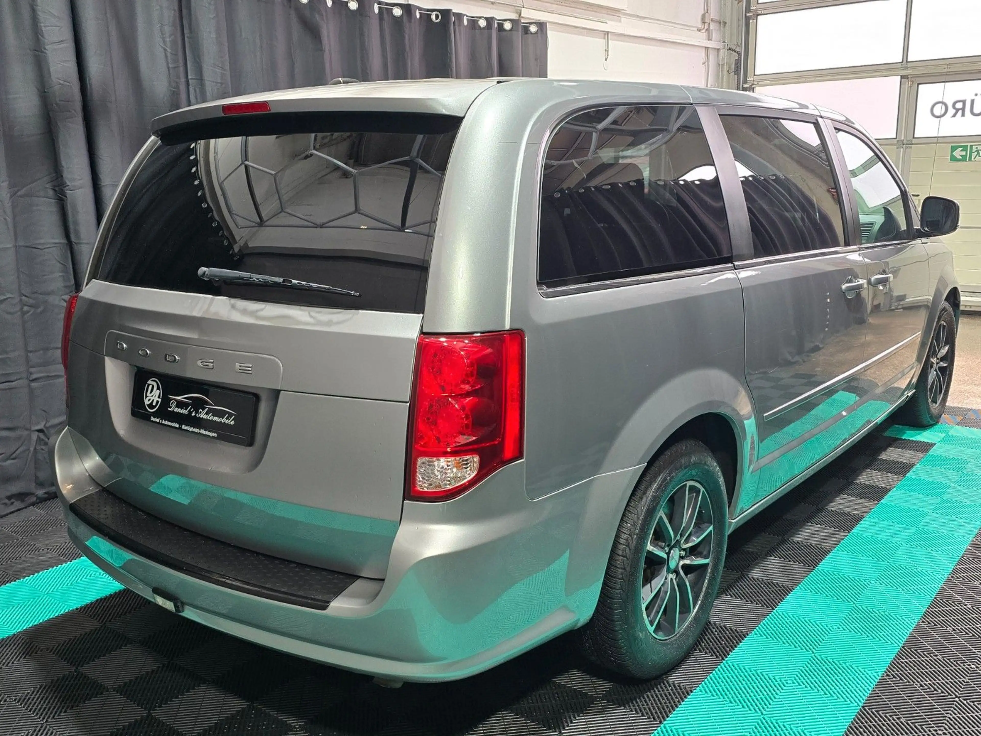 Dodge Grand Caravan GrandCaravan3.6Automatik,7-Sitzer,TÜV/INSP. NEU — photo 8