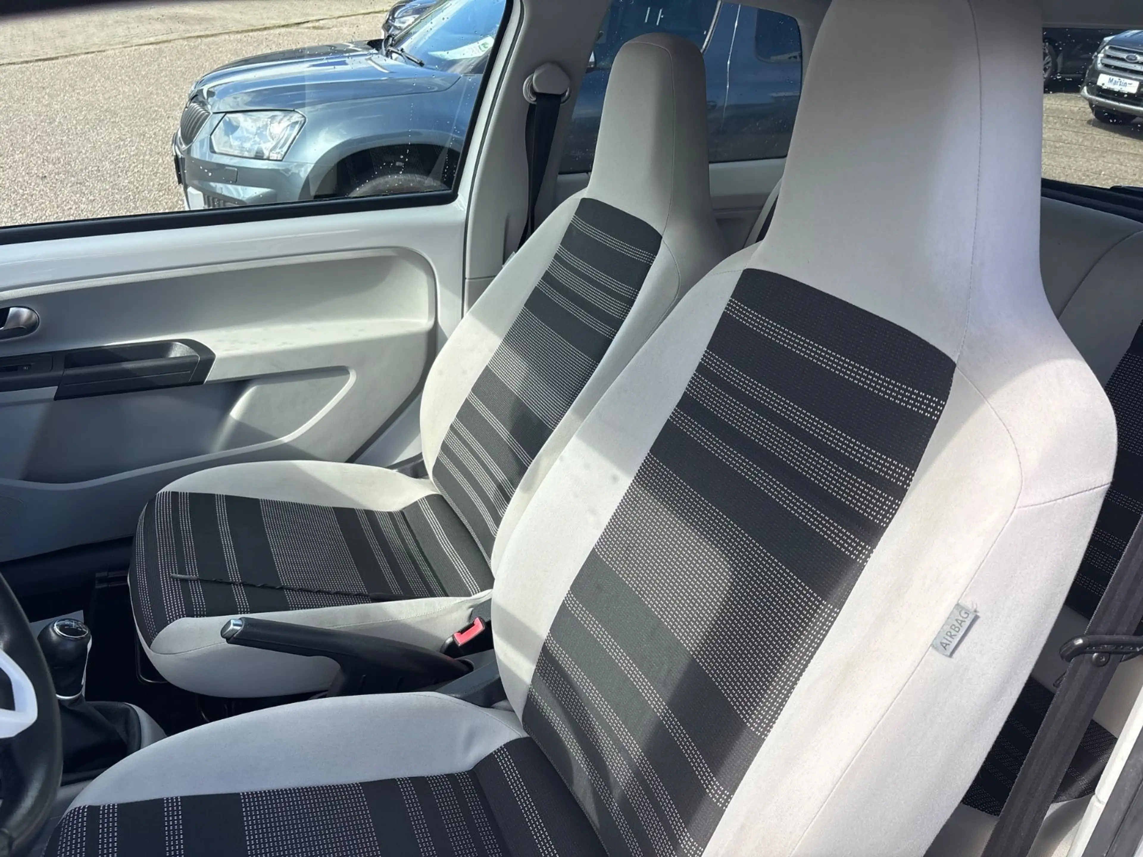 SEAT Mii Style Salsa  ** 1. HAND ** — photo 10