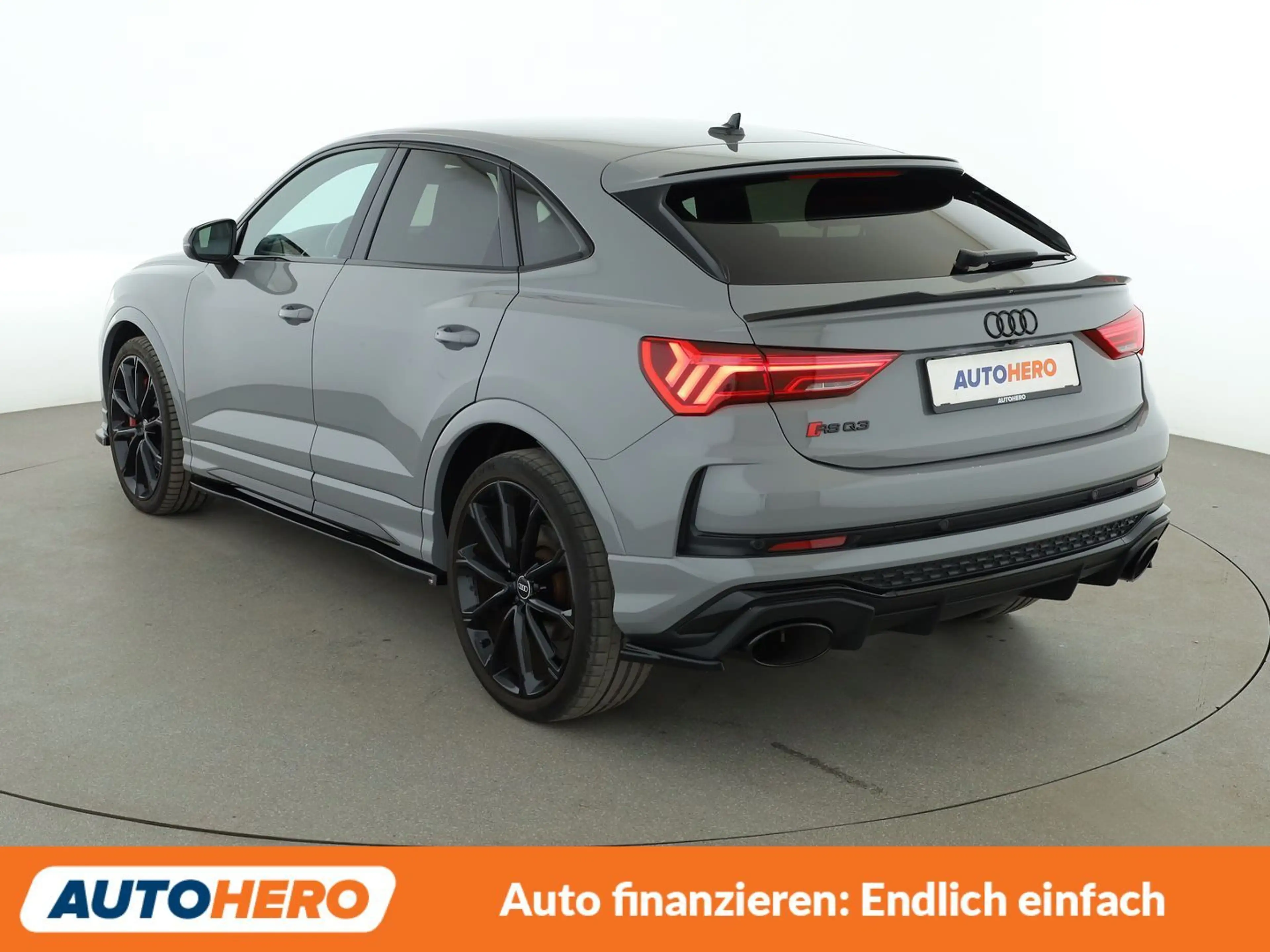 Audi RS Q3 2.5 TFSI quattro Aut.*LED*360*PDC* — photo 4