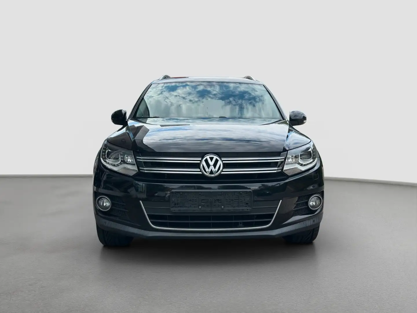 Volkswagen Tiguan Cup Sport & Style BMT*Navi*Keyless*Klima Schwarz - 2