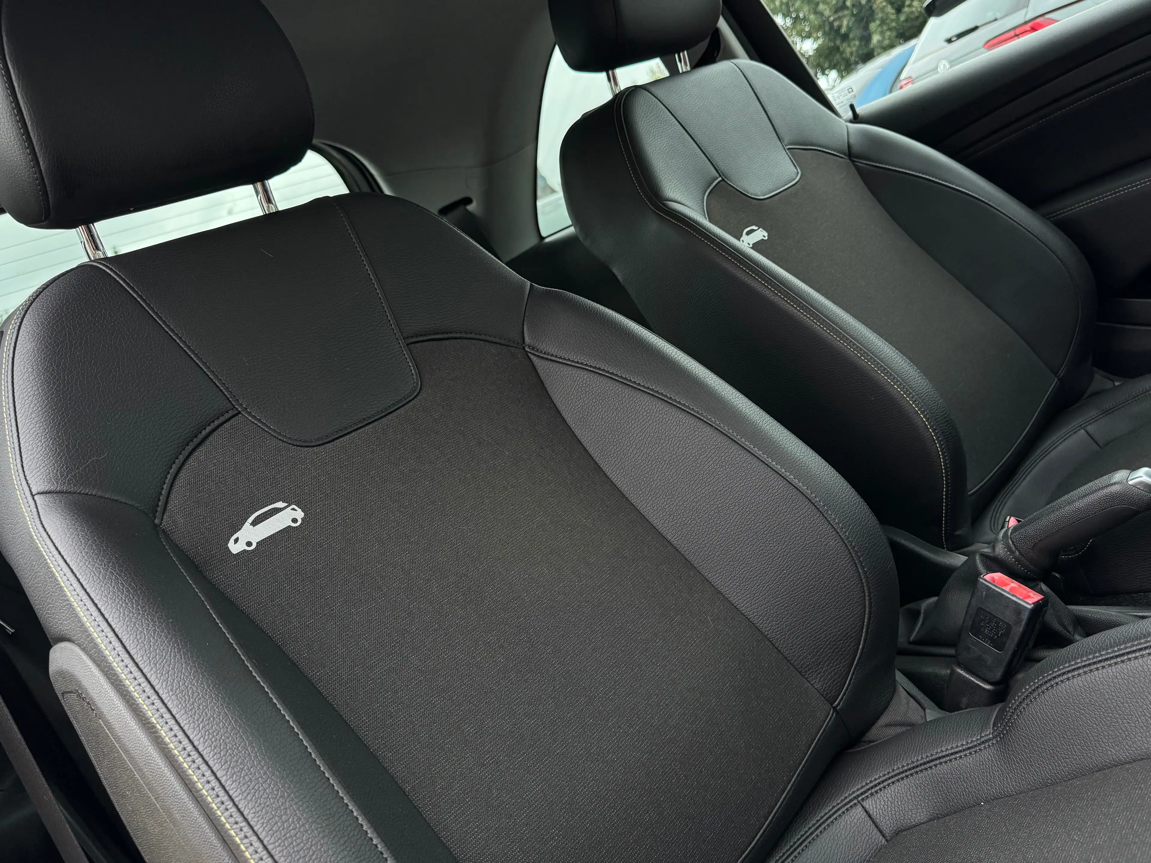 Opel Adam 1.0 TURBO / EDITION / CLIMA / PACKSPORT / EURO6B — photo 10