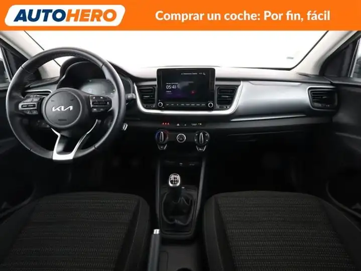 Kia Stonic 2024, foto 13