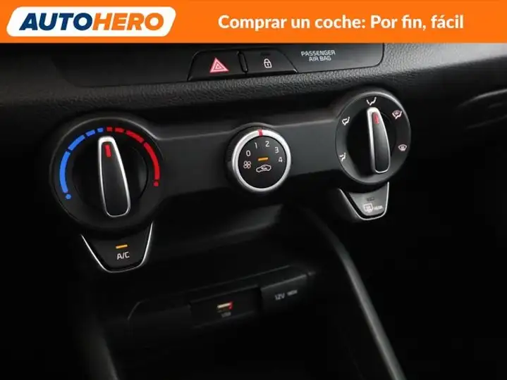 Kia Stonic 2024, foto 27