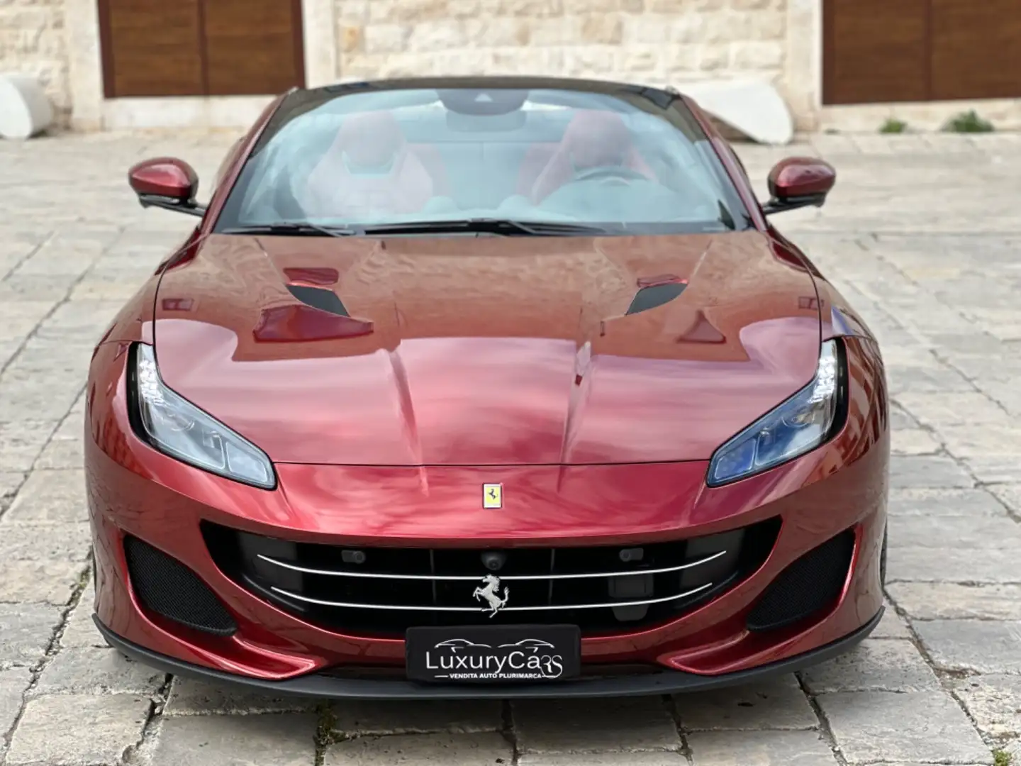 Ferrari Portofino 3.9 600 CV CARBON PACK ATELIER Šedá - 2