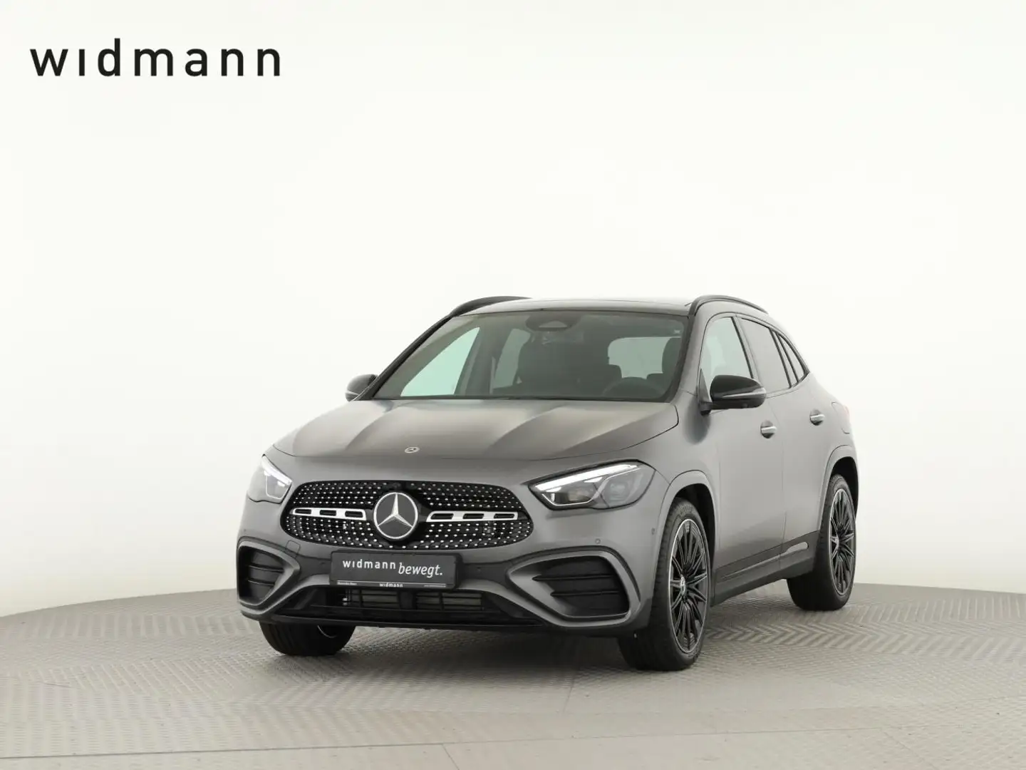 Mercedes-Benz GLA 220 4MATIC *AMG*Panorama*AHK*MBUX*OffroadTP* Grau - 1