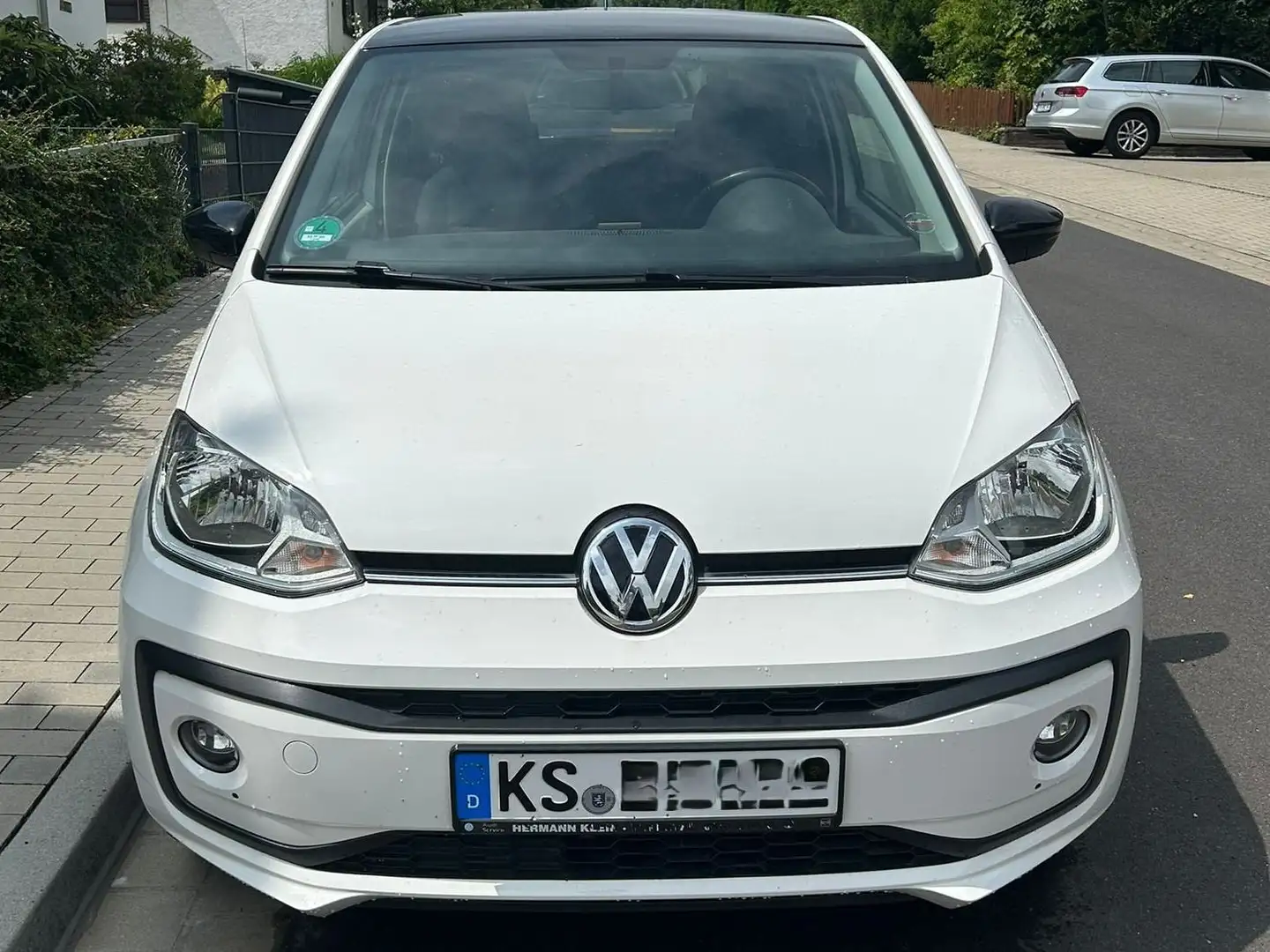 Volkswagen up! up! sound up! Белый - 1