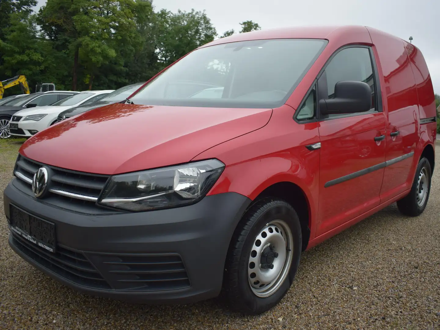 Volkswagen Caddy 2,0 TDI DSG Austria Rot - 1