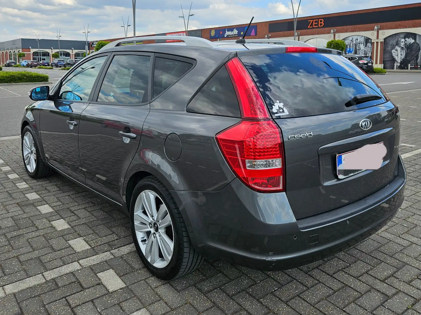 Kia Ceed SW / cee'd SW Cee'd SW 1.6 CRDi 'Hedgren Ed.' ISG EcoDyn. DPF - 2