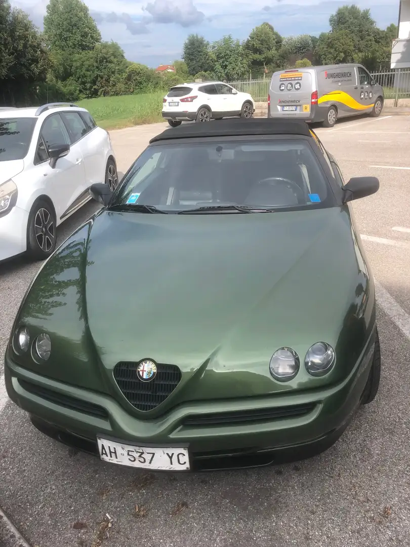 Alfa Romeo Spider 2.0i 16V Twin Spark - 1