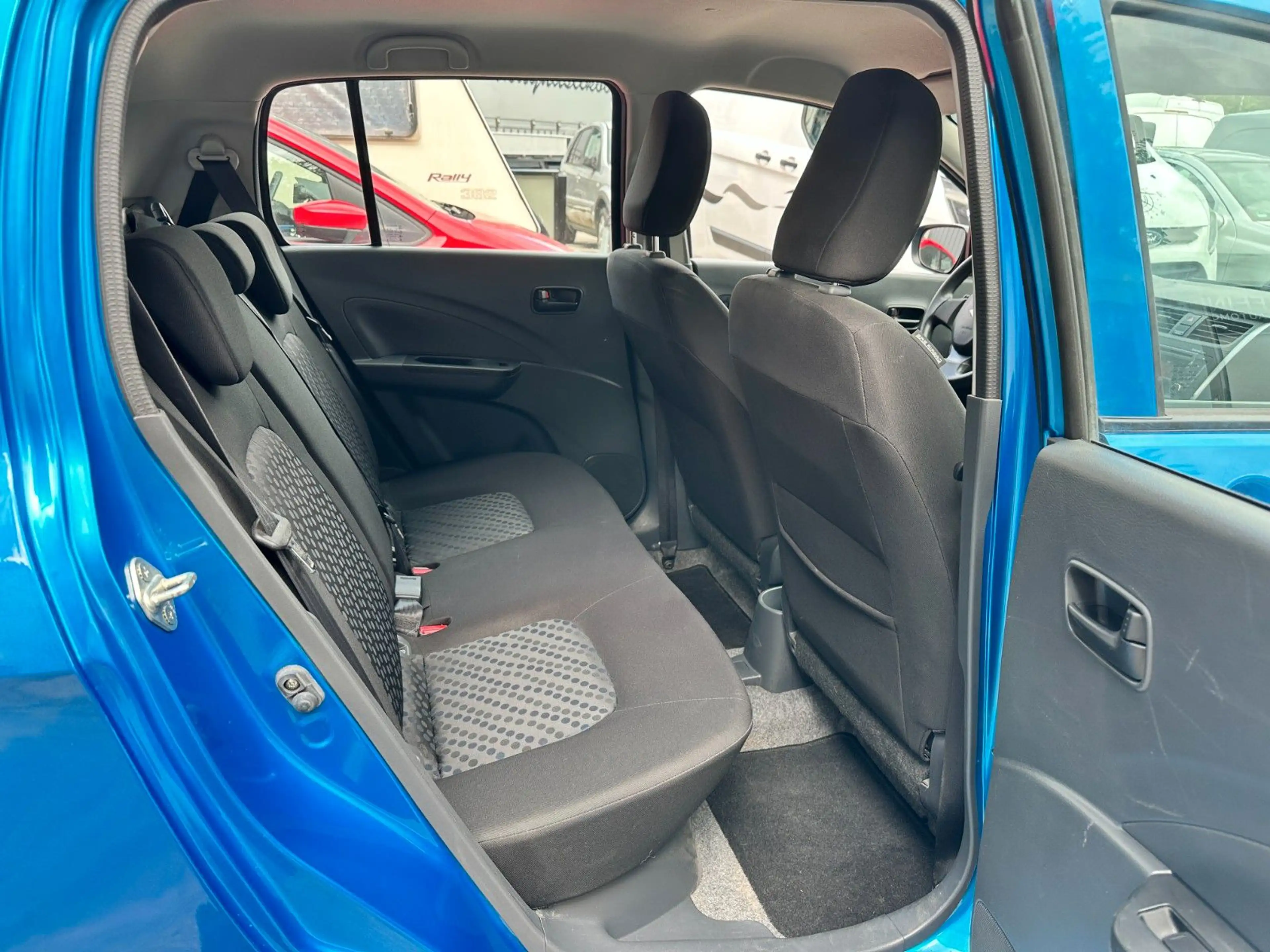 Suzuki Celerio Basis 1 Hand — photo 8