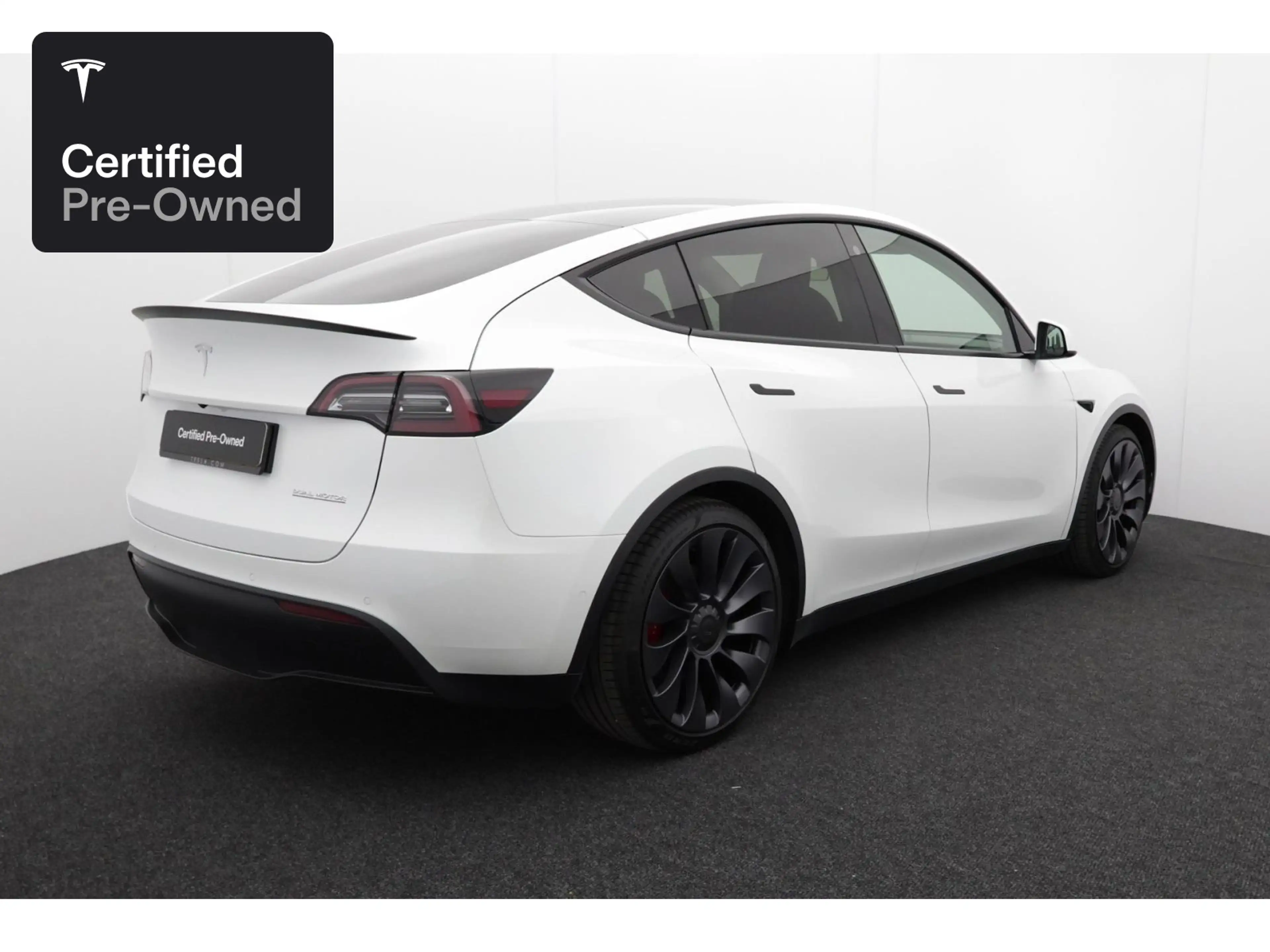 Tesla Model Y Performance “Certified Pre-Owned” — photo 9