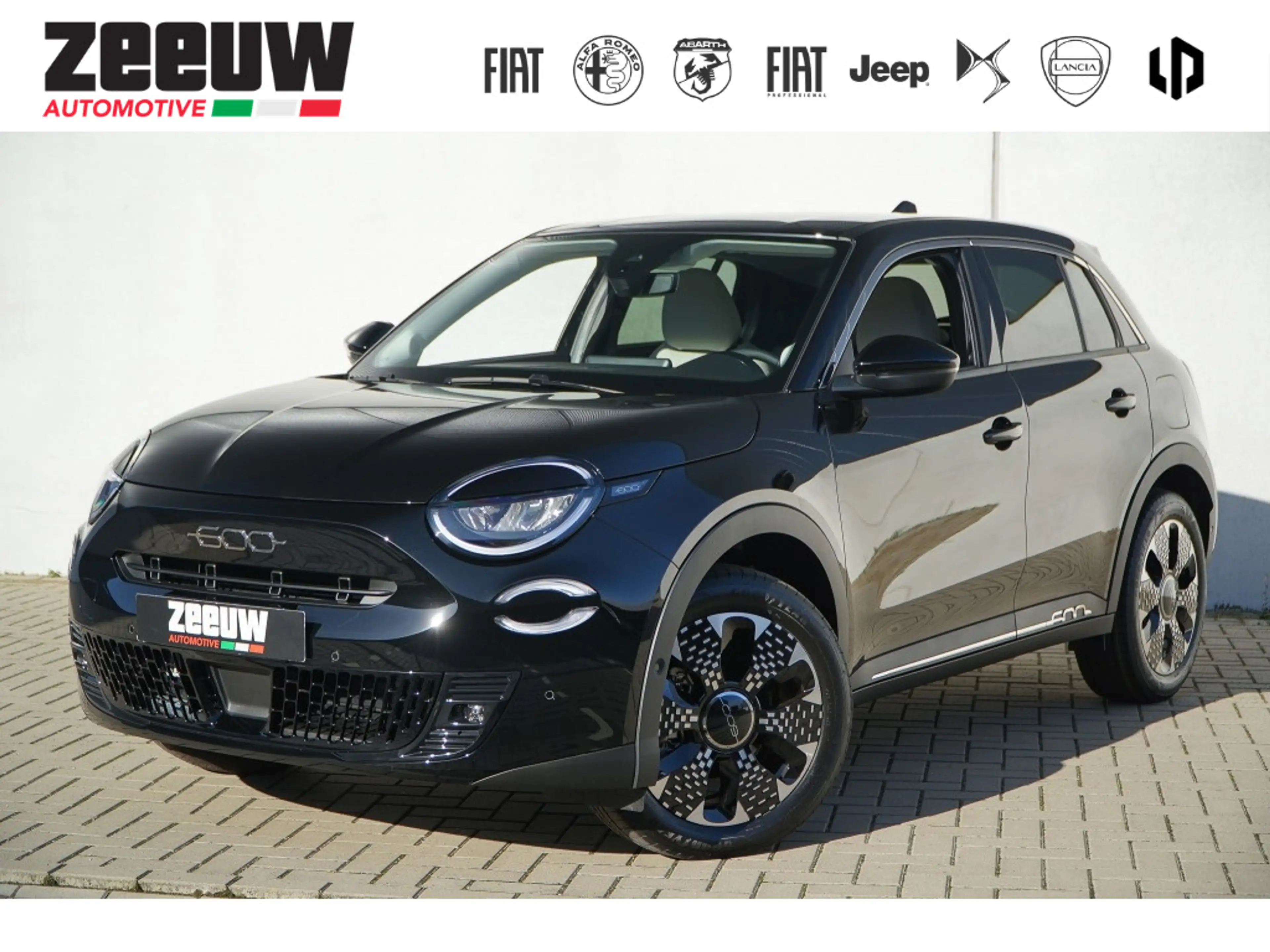 Fiat 600e La Prima 54 kWh | Navi | Camera | Carplay | 18"