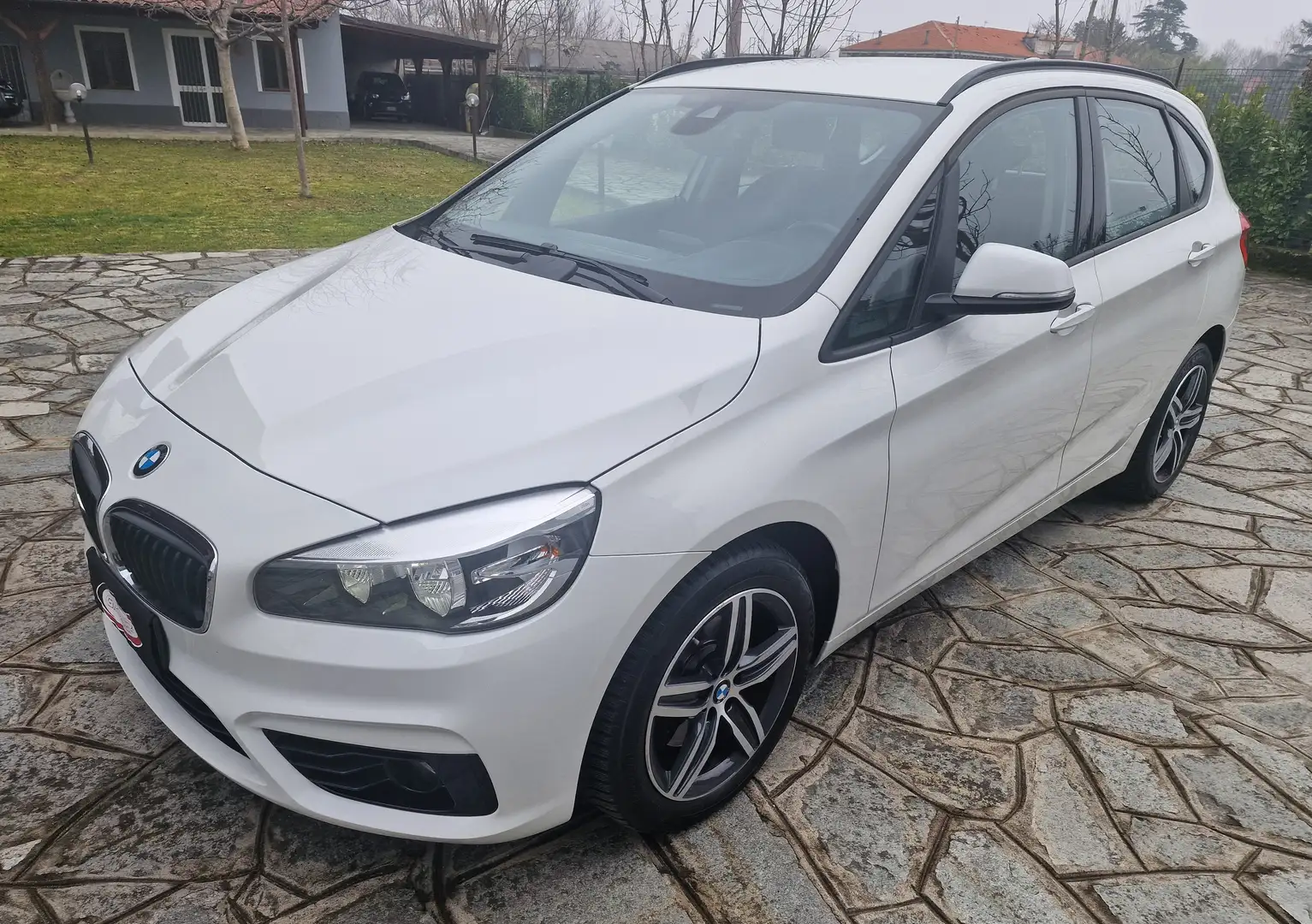 BMW 218 218i Active Tourer Sport 136cv UNICO PROPRIETARIO Bílá - 1