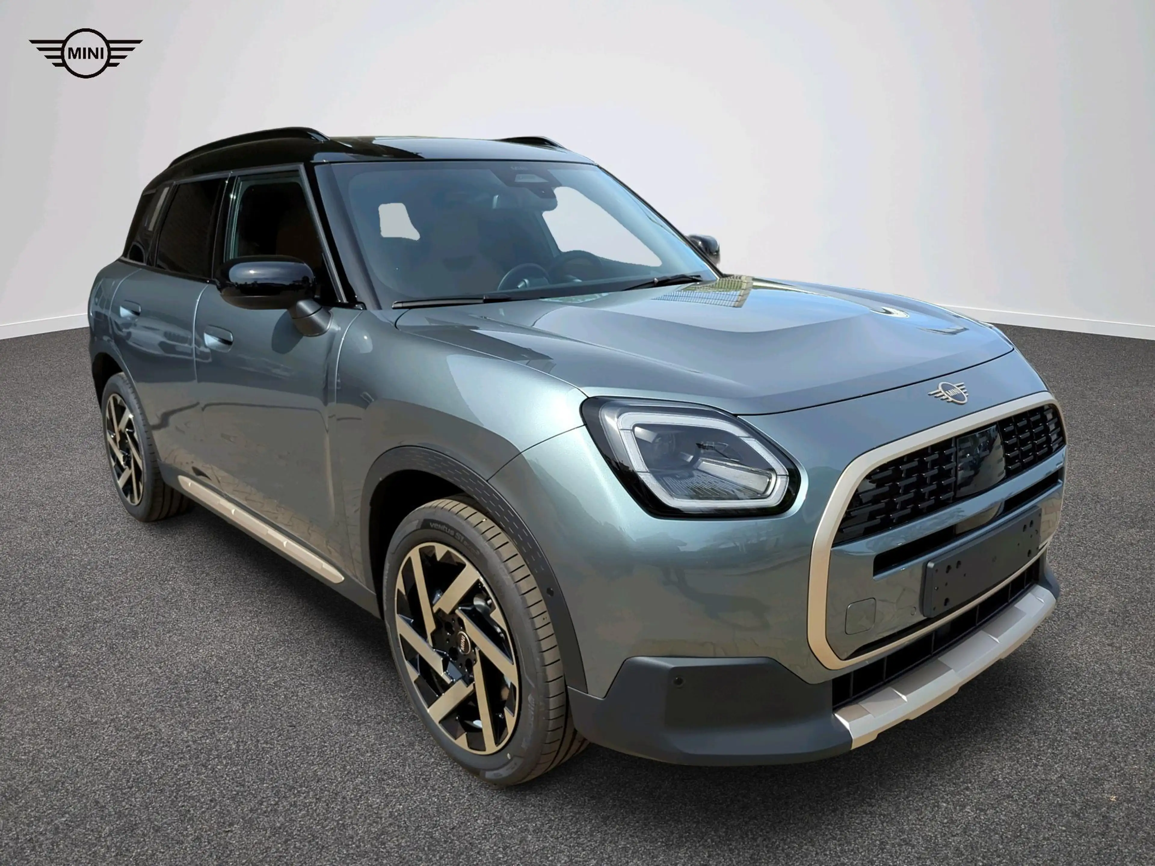 MINI Countryman C Favoured Trim — photo 14