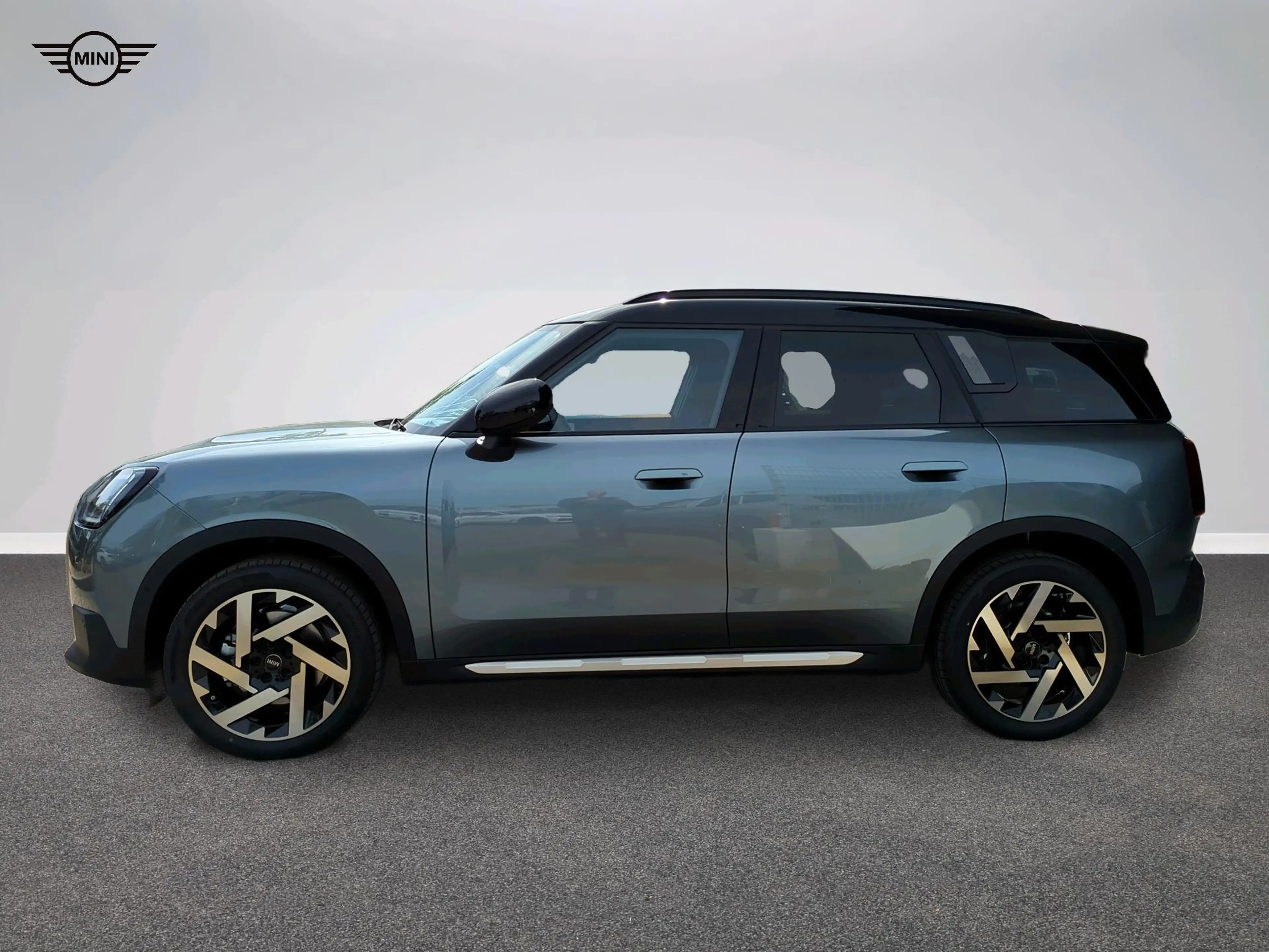 MINI Countryman C Favoured Trim — photo 2