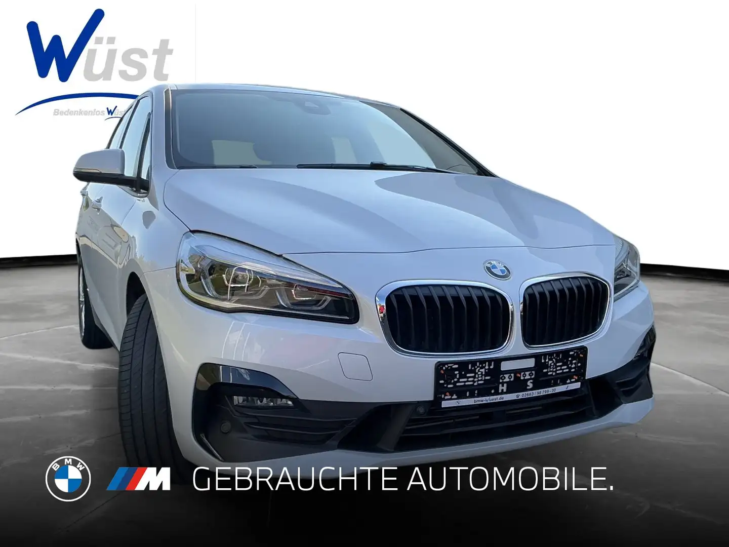 BMW 220 i Active Tourer Advantage AHK LED Kamera  Navi Weiß - 2