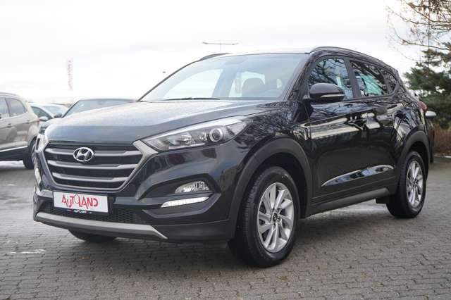 Hyundai TUCSON 1.6 GDI AAC Navi SHZ PDC Kamera