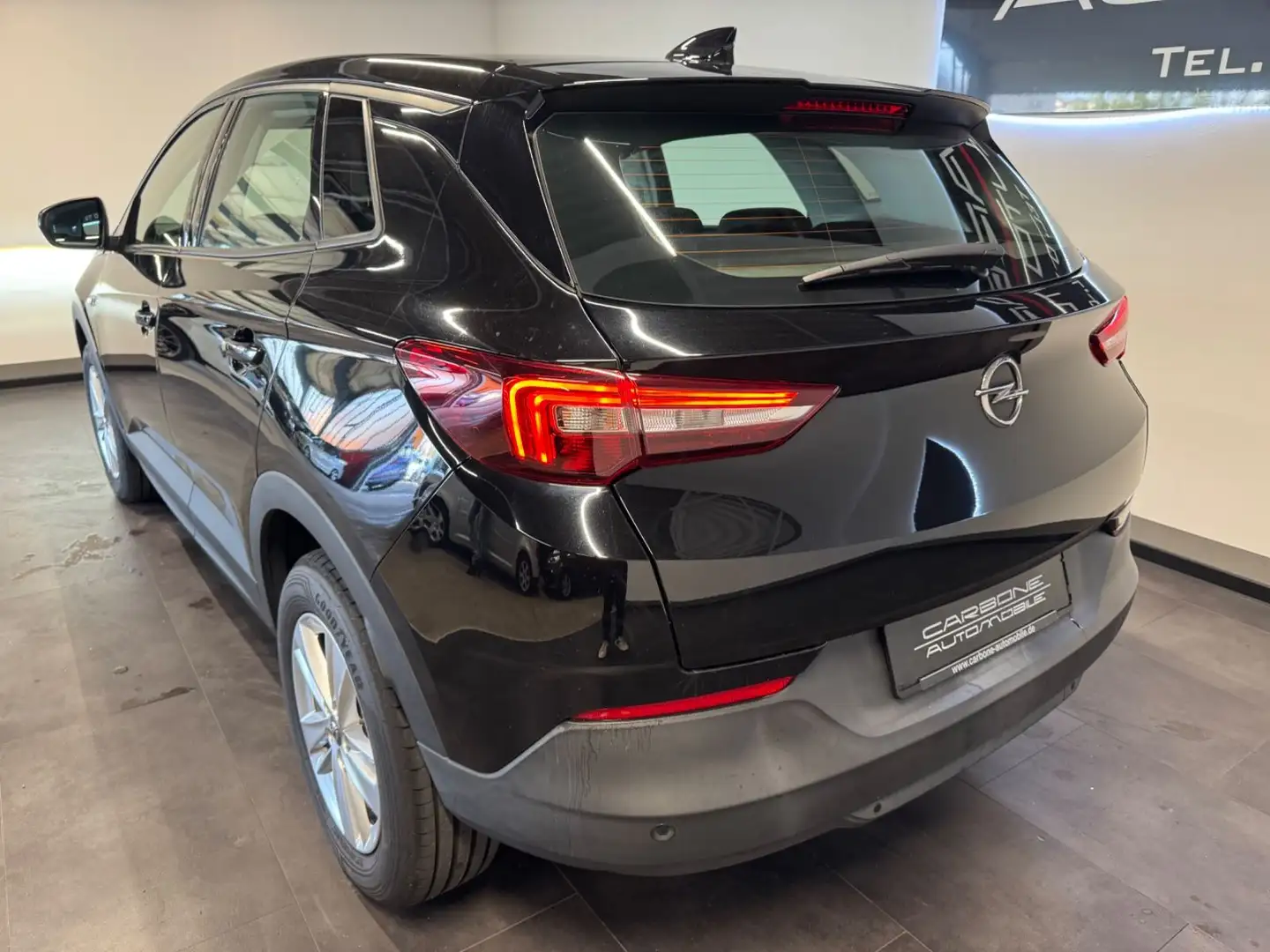 Opel Grandland X Automatic**Top-Ausstattung** Noir - 2