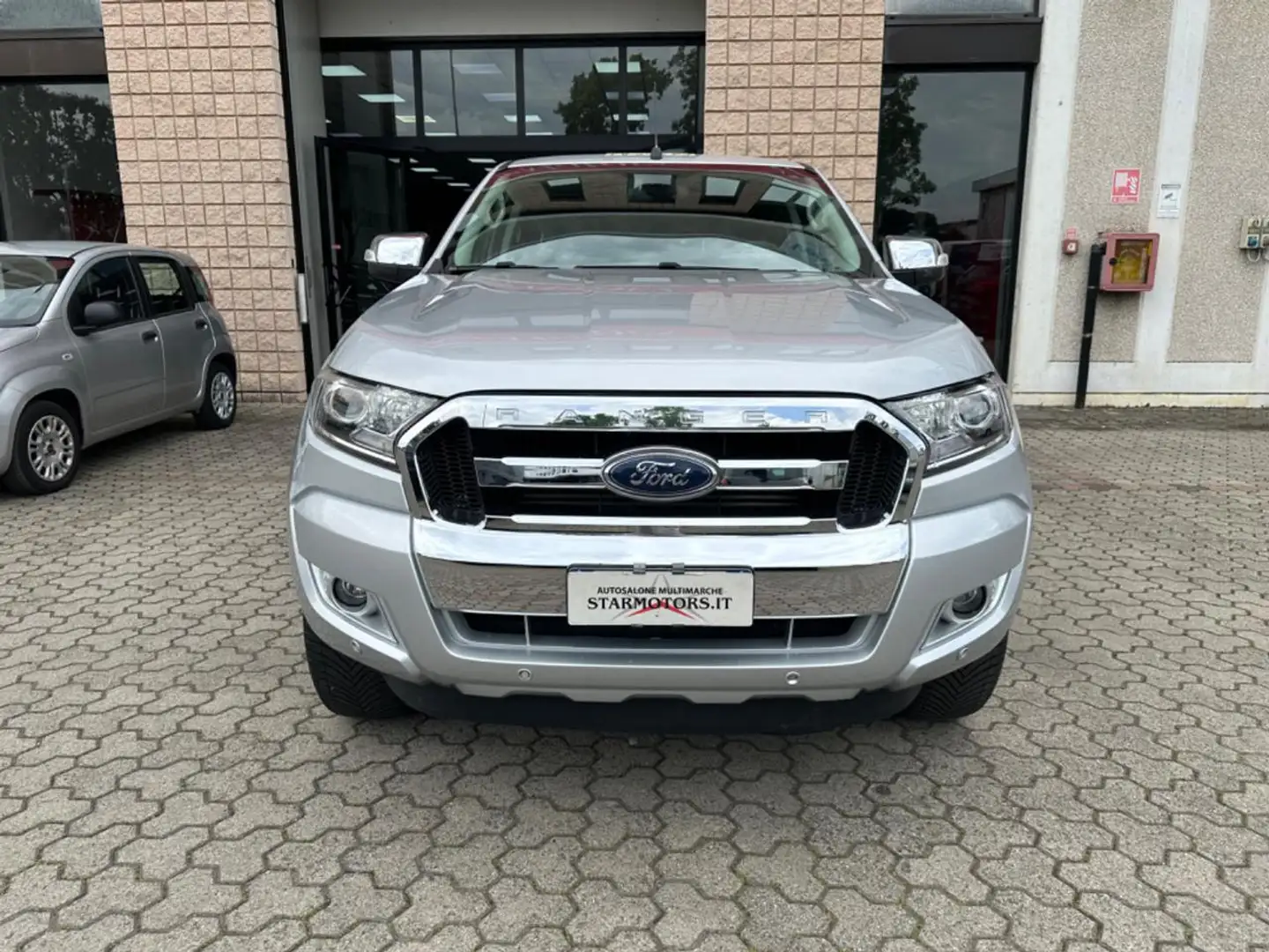 Ford Ranger Limited 4WD 2.2 TDCi XLT 5P  Copertura Cassone Argento - 2