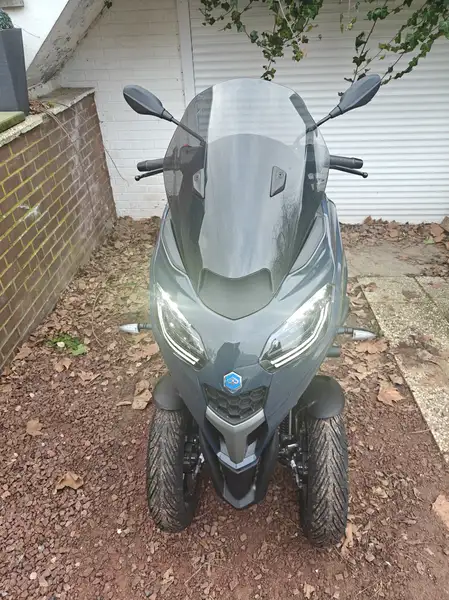 Piaggio MP3 310 - foto 2