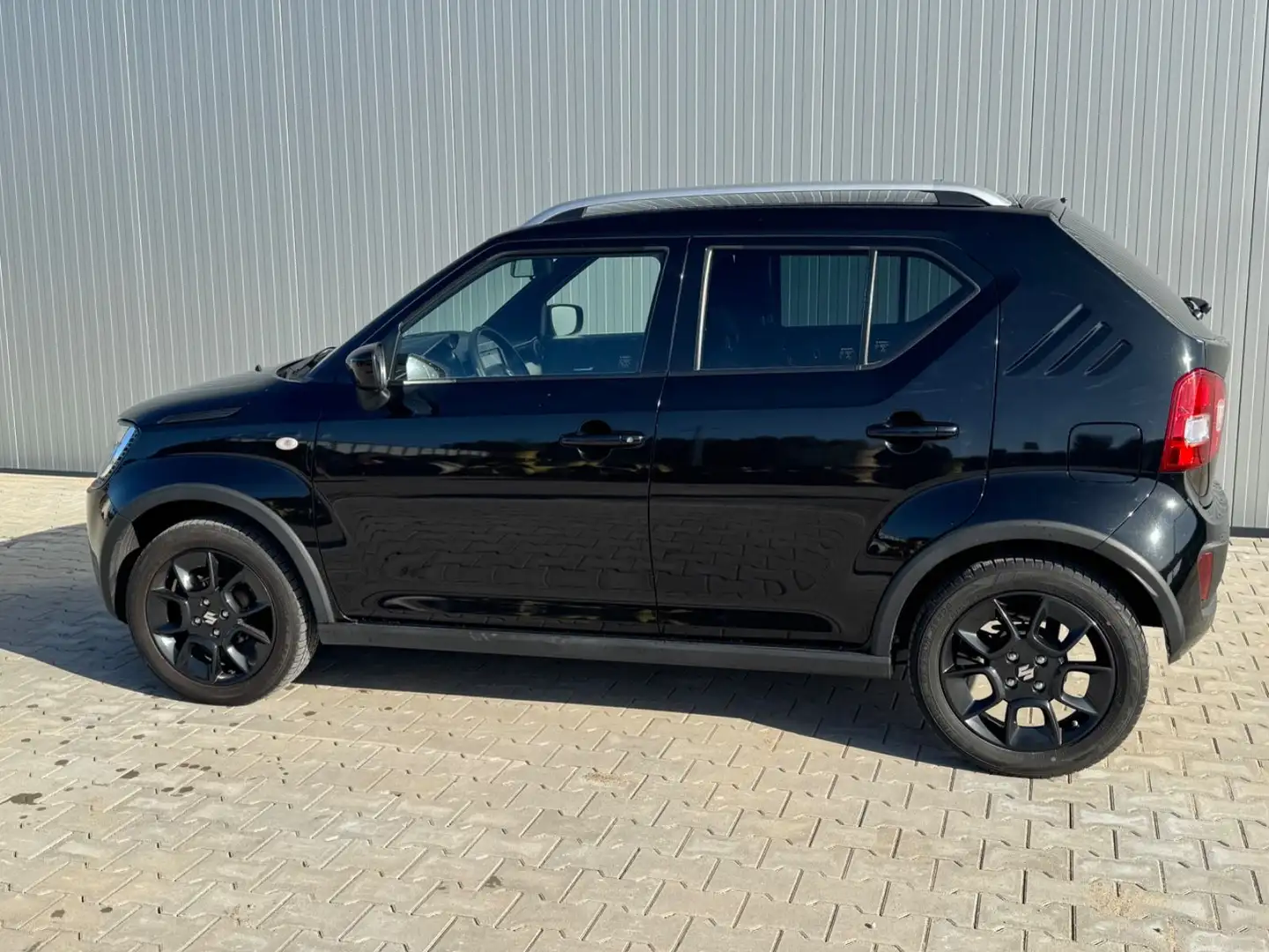 Suzuki Ignis 1.2 Comfort Klima Sitzheizung Negru - 1