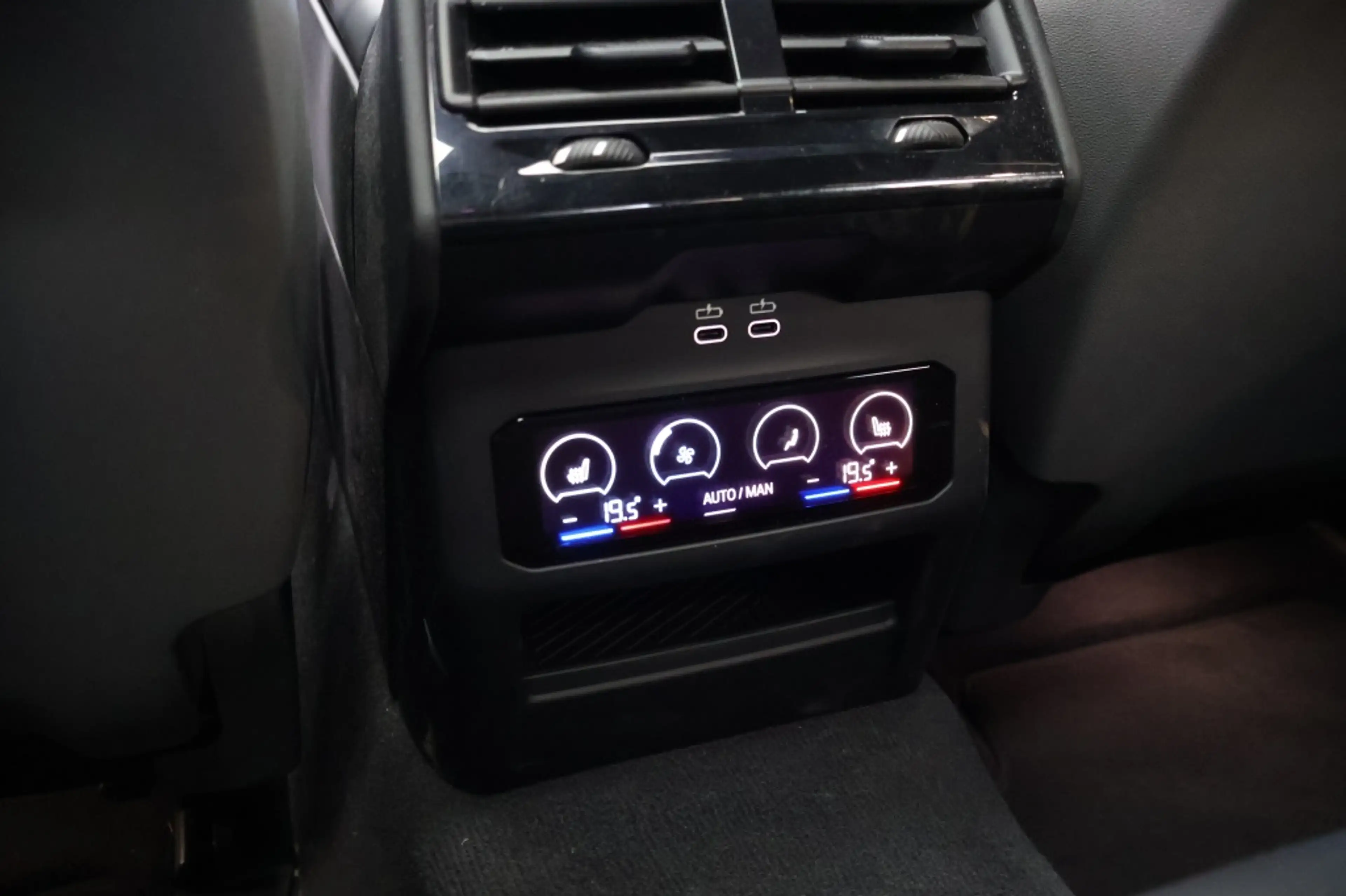 BMW 520 5-serie 520i | M-Sport Pro | Panorama | H&K | Trek — photo 42
