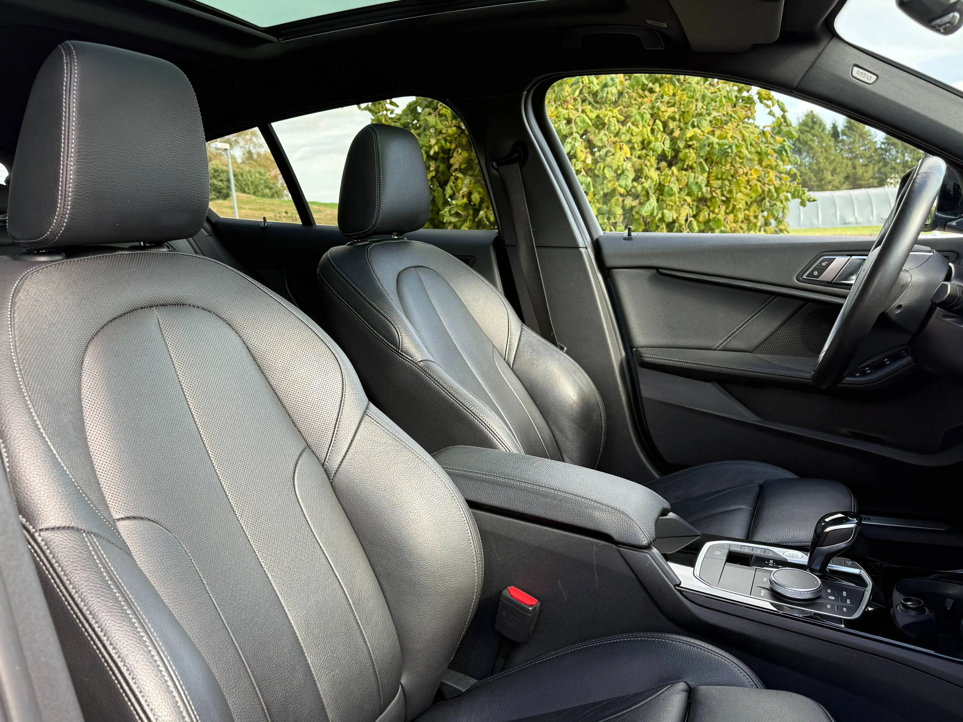 BMW 120 d xDrive Luxury Line Autom. ACC AHK Pano HUD LED Leder — photo 7