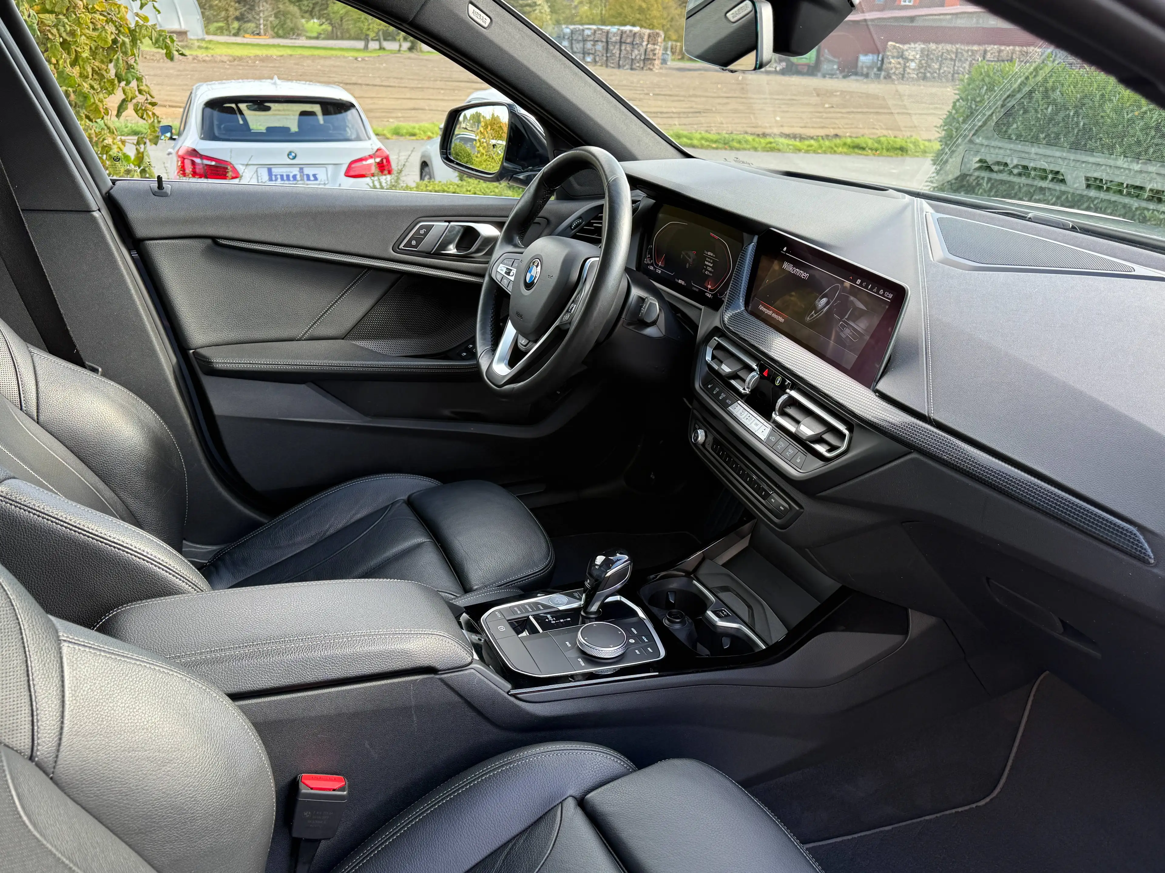 BMW 120 d xDrive Luxury Line Autom. ACC AHK Pano HUD LED Leder — photo 5