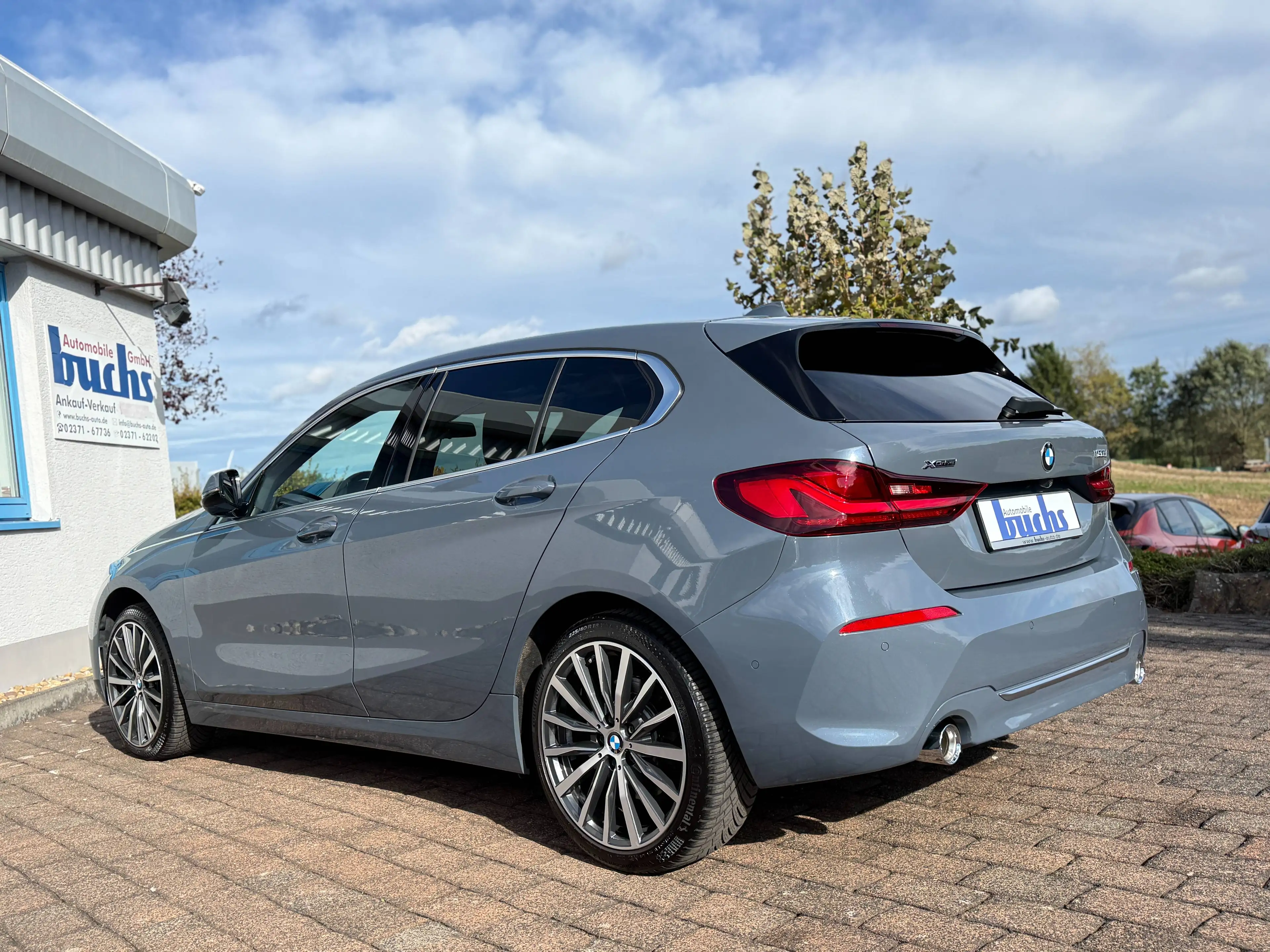 BMW 120 d xDrive Luxury Line Autom. ACC AHK Pano HUD LED Leder — photo 15