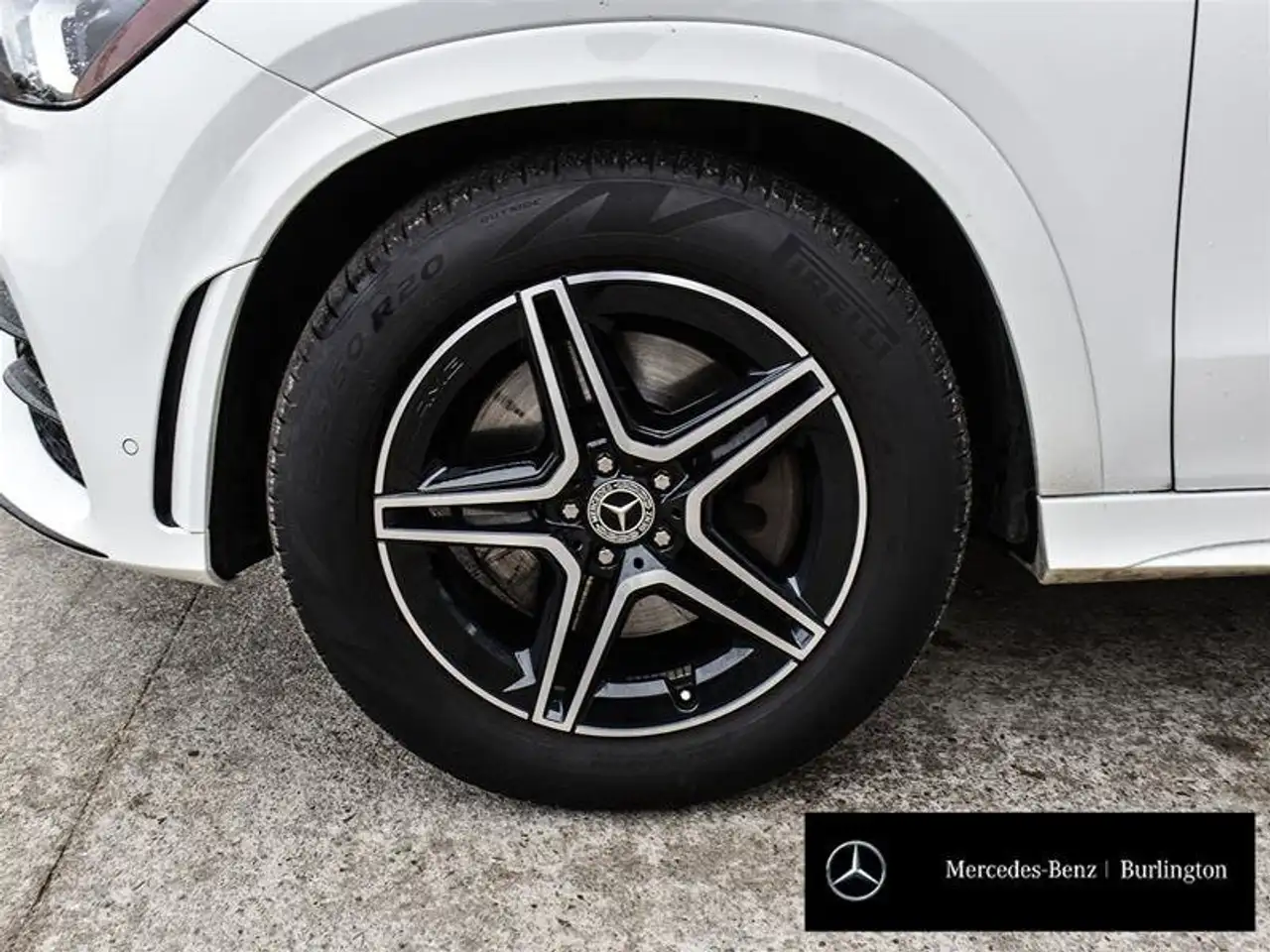 Mercedes-Benz GLE снимка Mercedes-Benz GLE